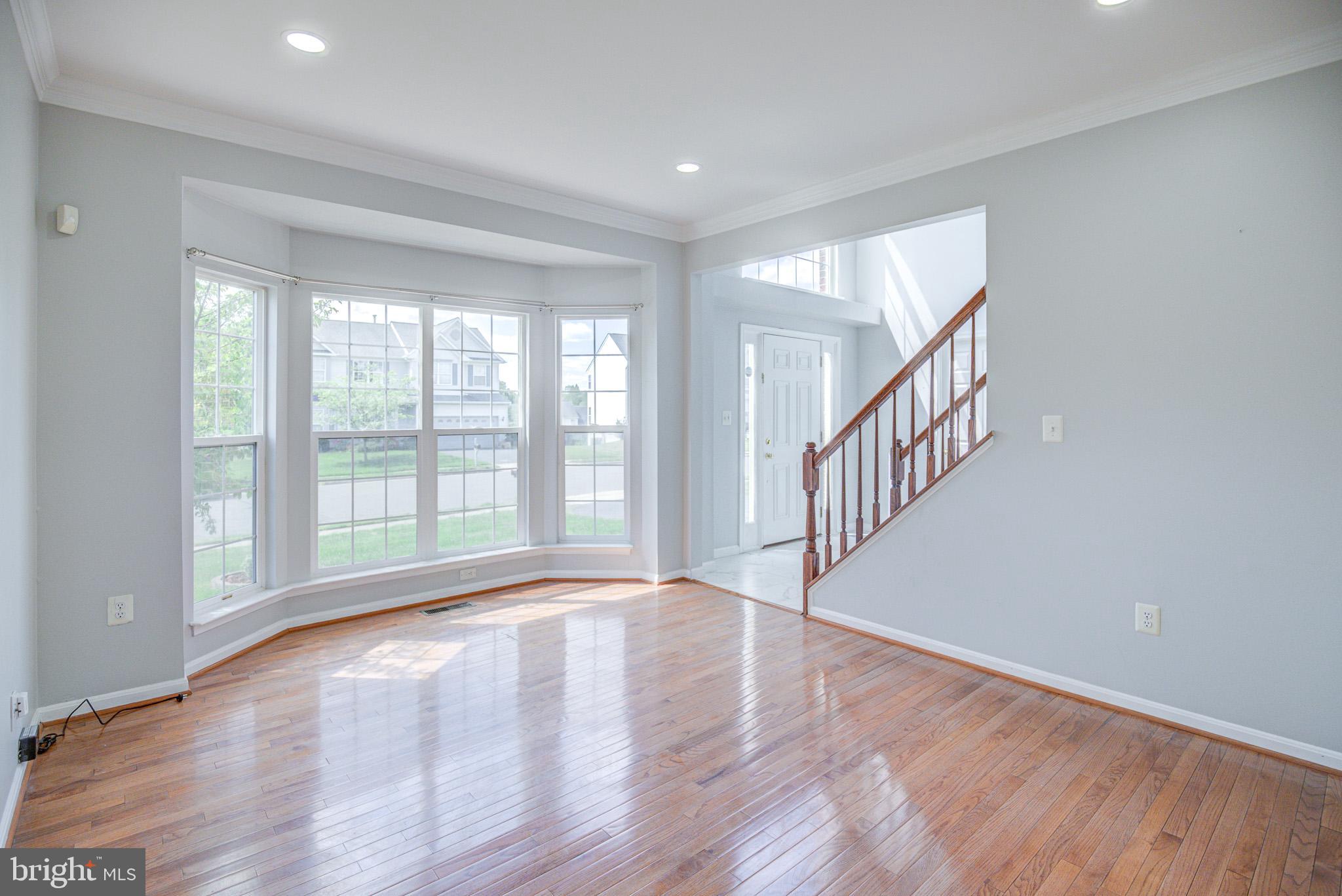 BLOOMS CROSSING - Residential