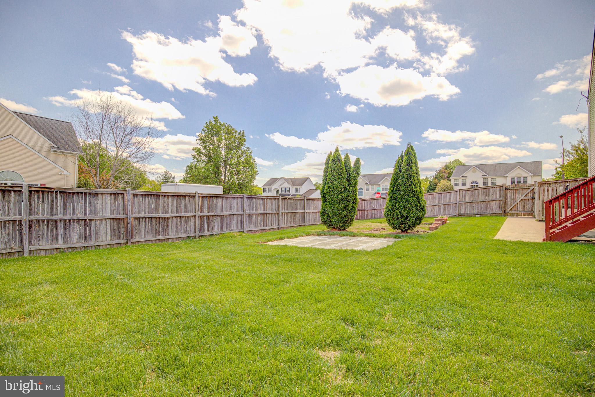 BLOOMS CROSSING - Residential