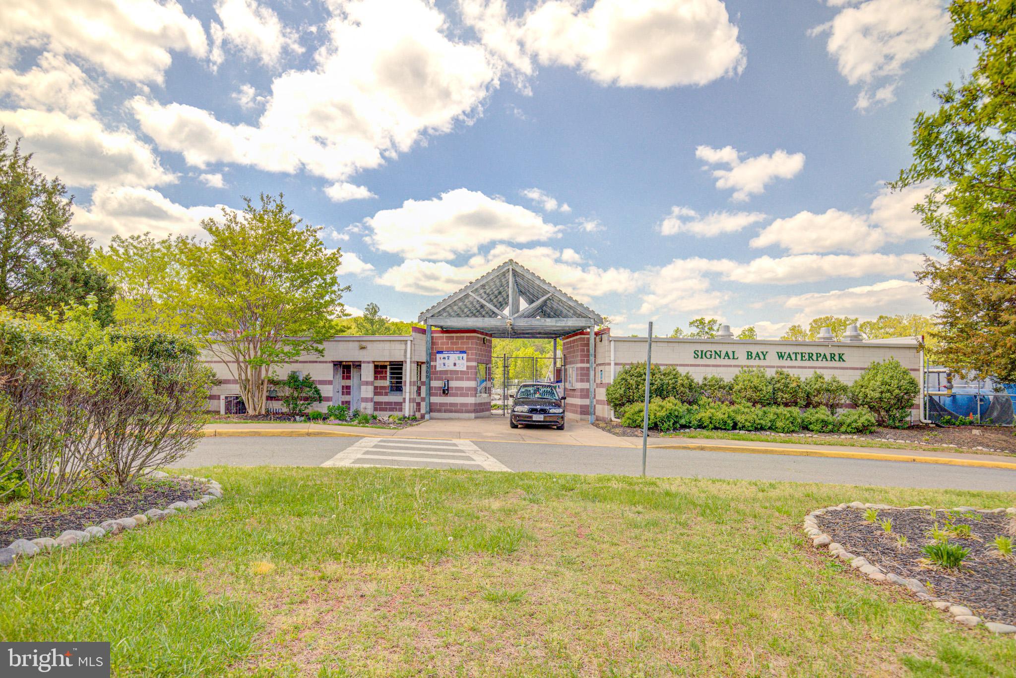 BLOOMS CROSSING - Residential