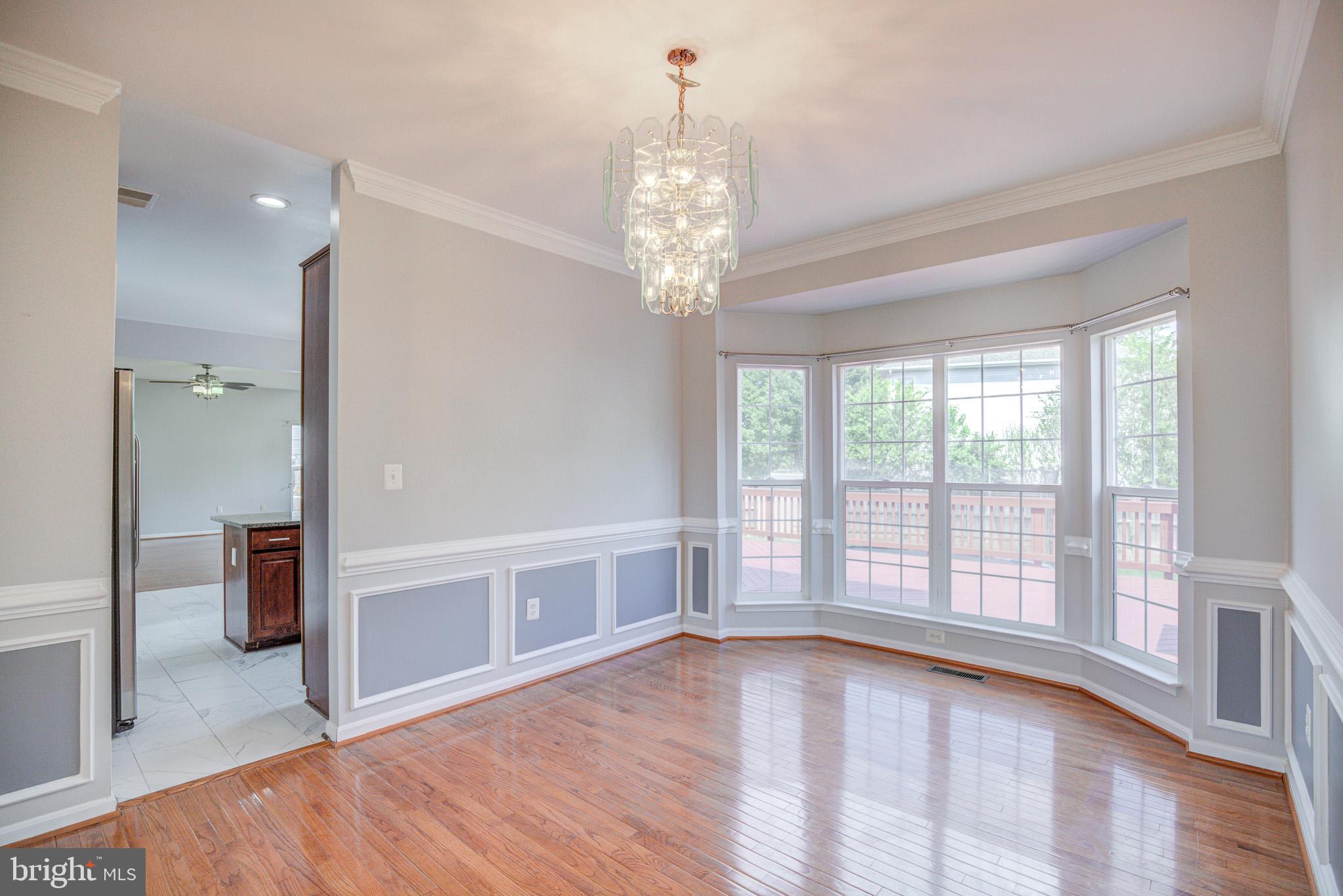 BLOOMS CROSSING - Residential