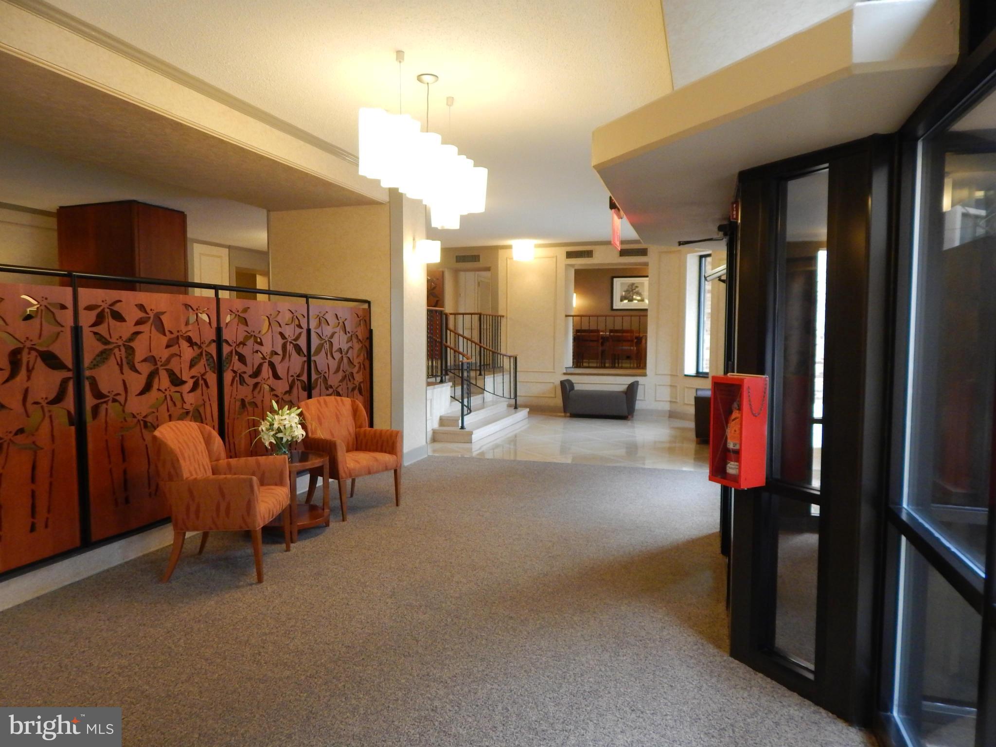 MONTEBELLO - Residential