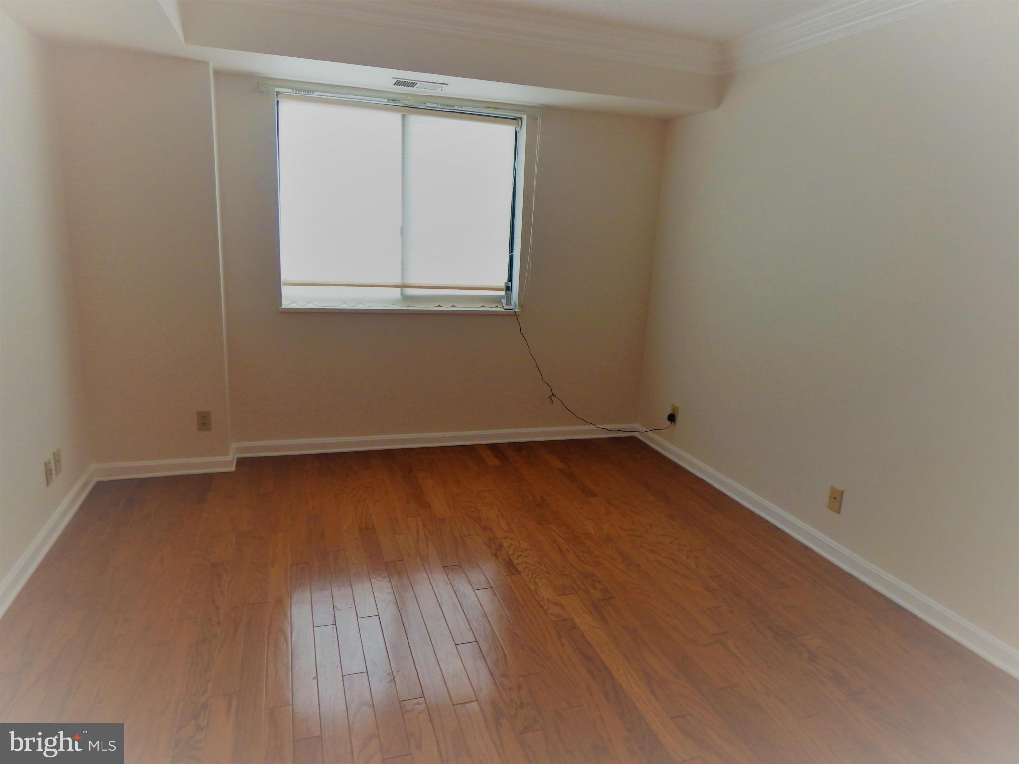 MONTEBELLO - Residential