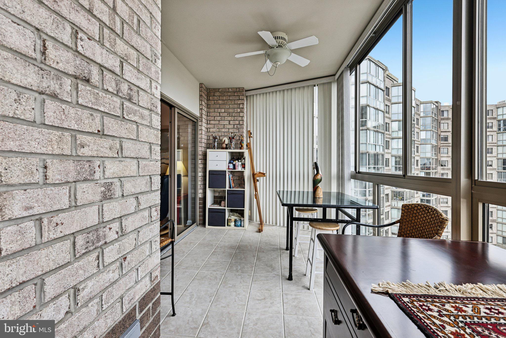 LANSDOWNE WOODS LEISURE WORLD - Residential