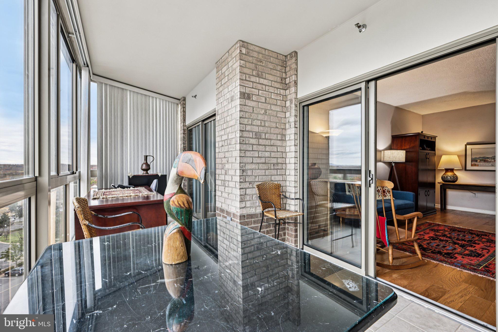 LANSDOWNE WOODS LEISURE WORLD - Residential