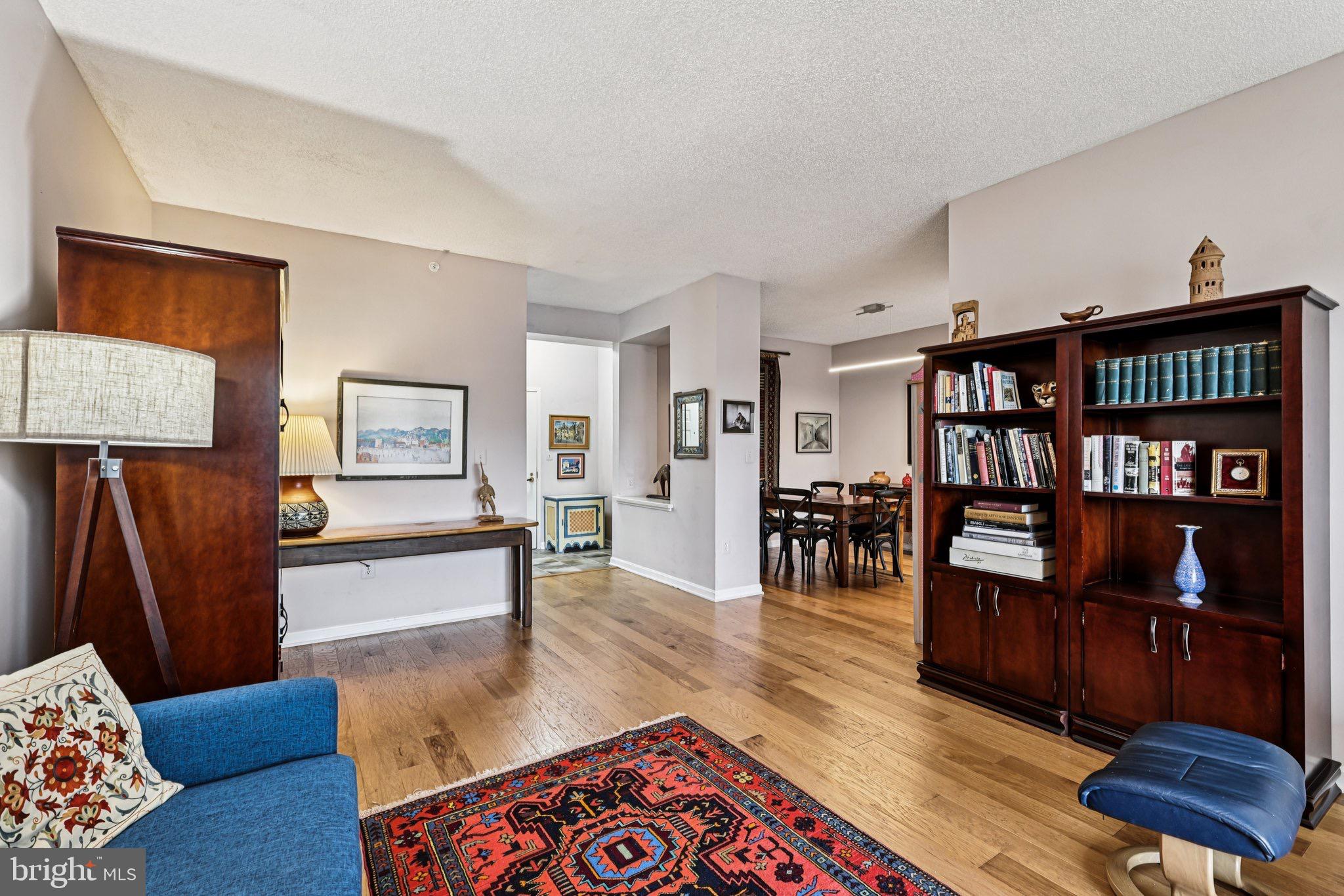 LANSDOWNE WOODS LEISURE WORLD - Residential