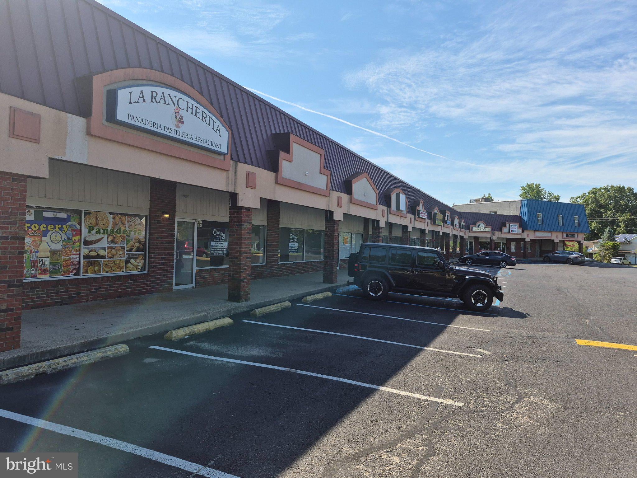 328 WHITE HORSE PIKE E