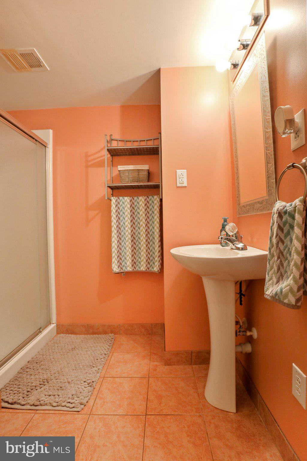 HAMMONDS MILL - Residential