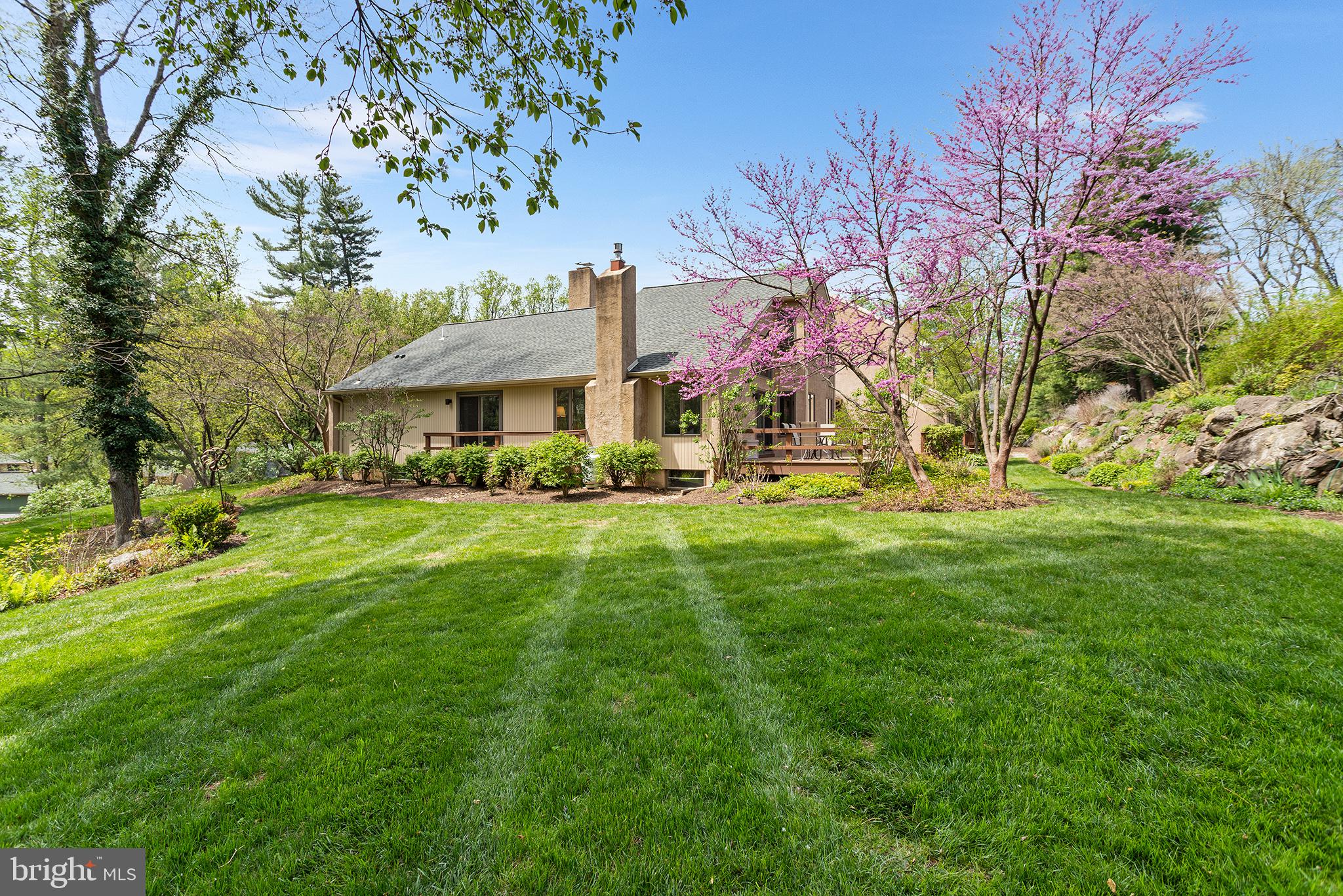 TOFT WOODS - Residential