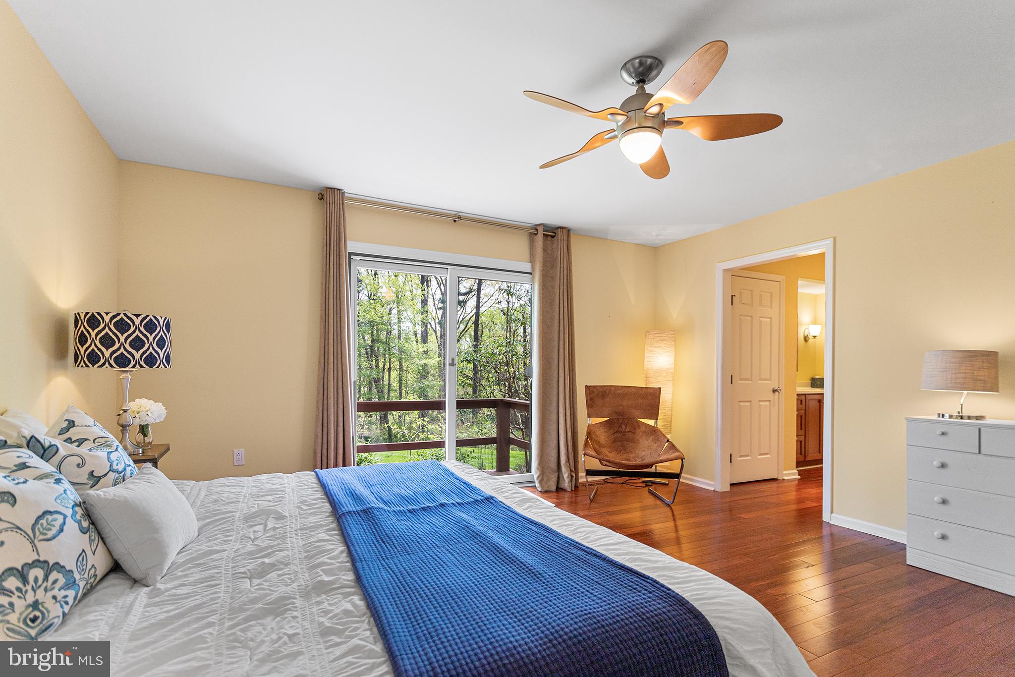 TOFT WOODS - Residential