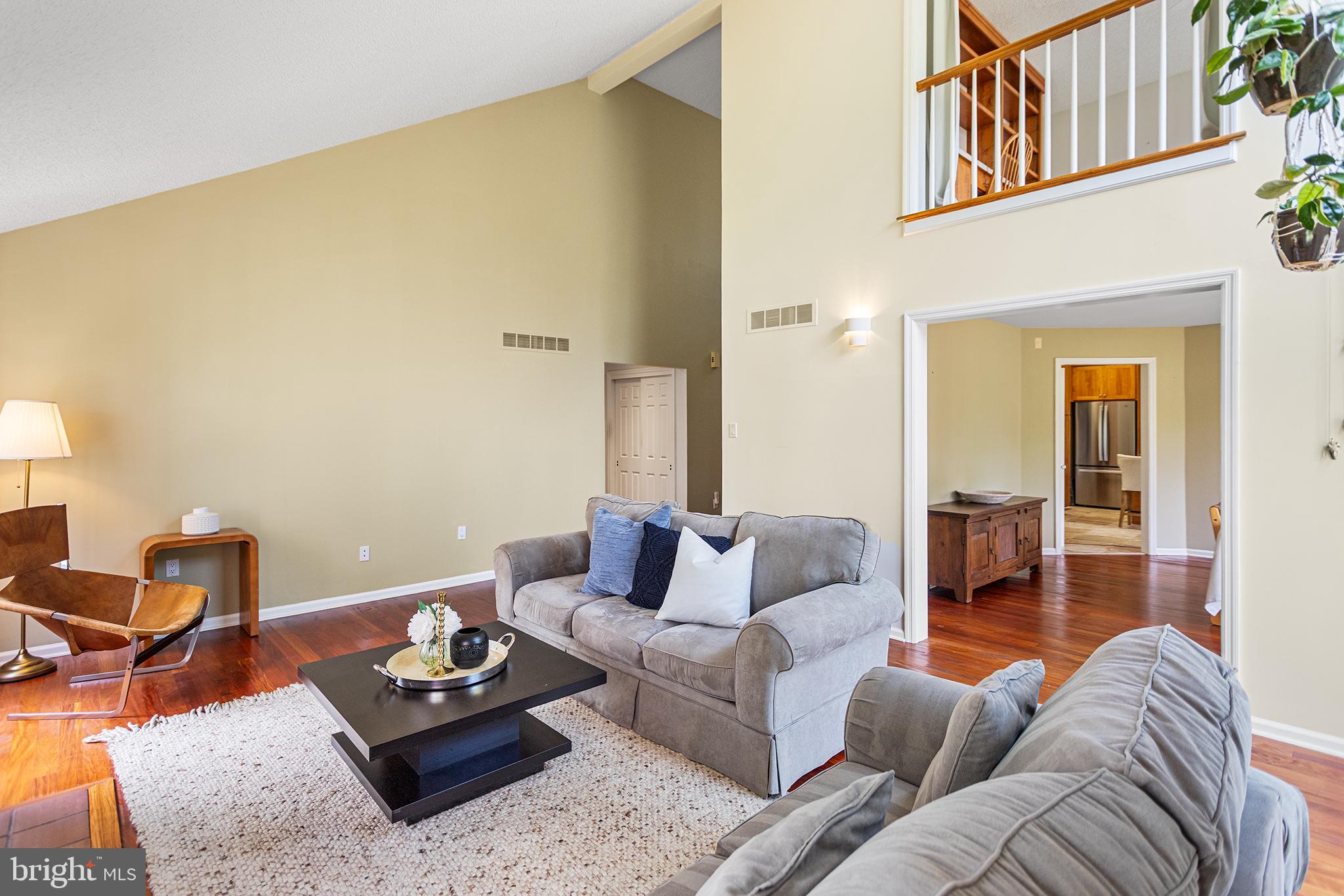 TOFT WOODS - Residential