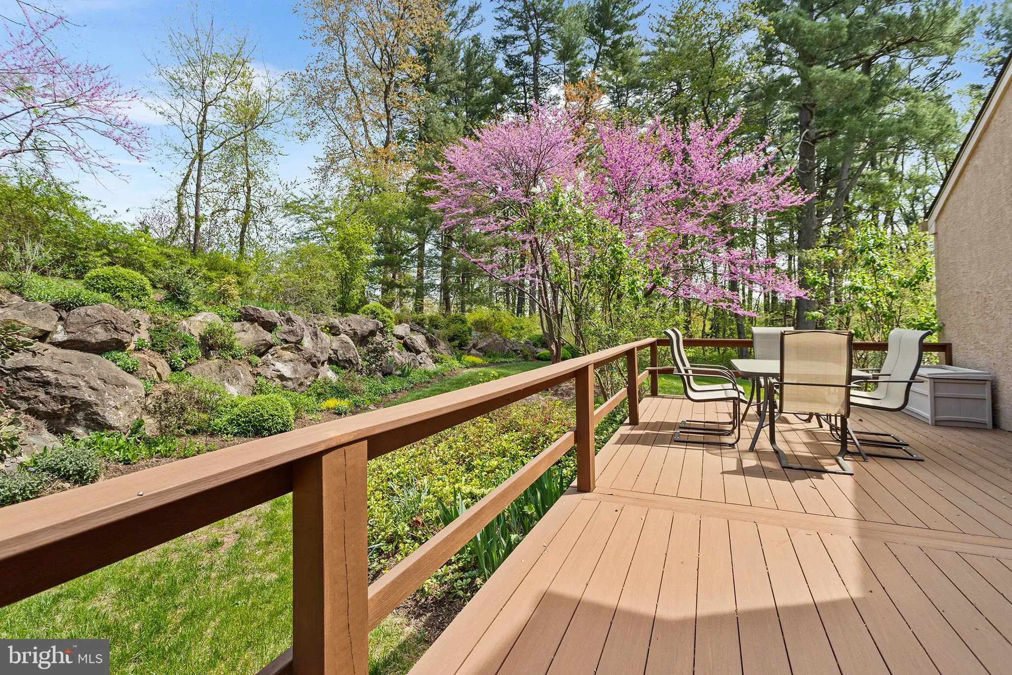 Media, Pennsylvania 19063, United States, 2 Bedrooms Bedrooms, ,3 BathroomsBathrooms,Residential,Pending,118310