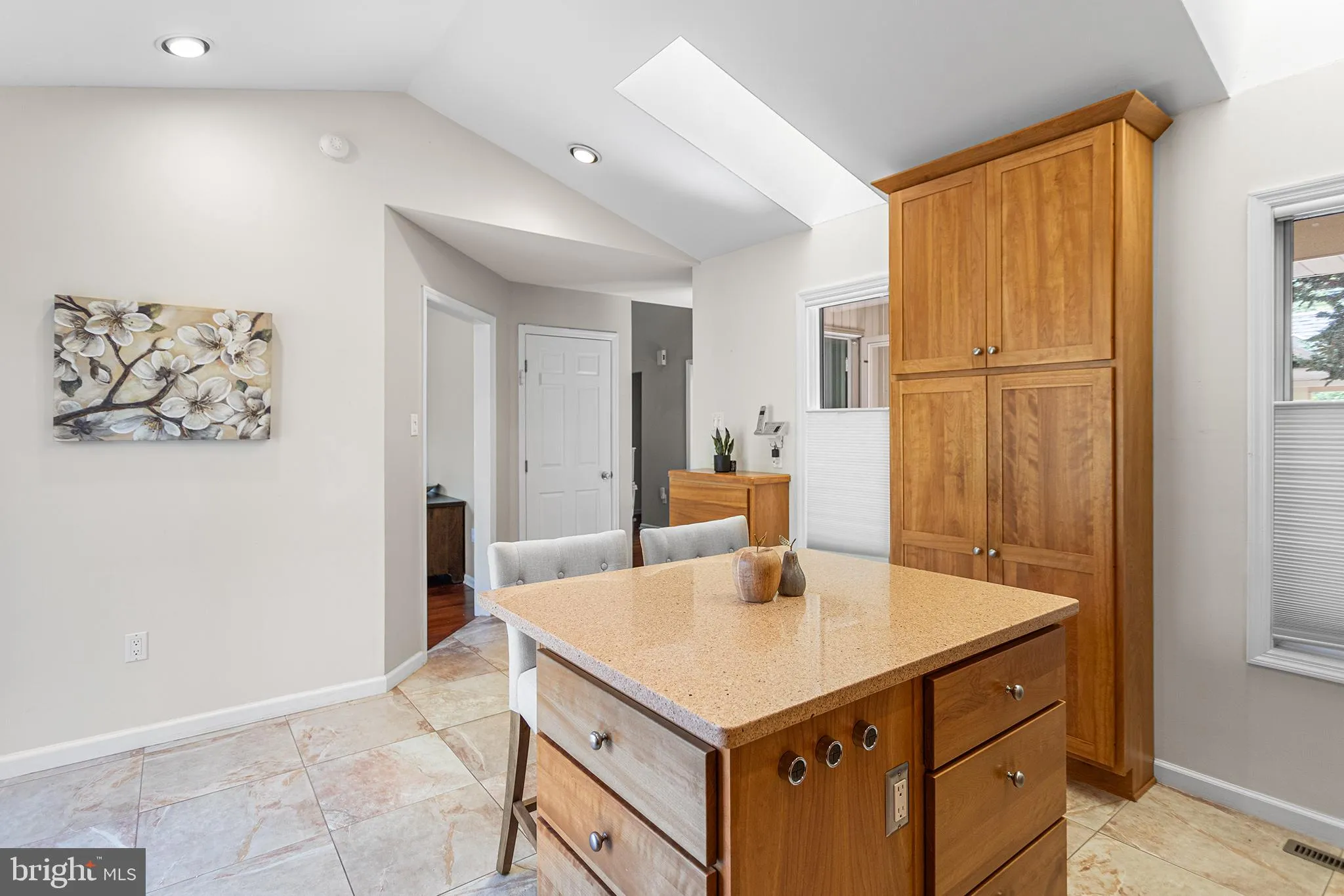 Media, Pennsylvania 19063, United States, 2 Bedrooms Bedrooms, ,3 BathroomsBathrooms,Residential,Pending,118310