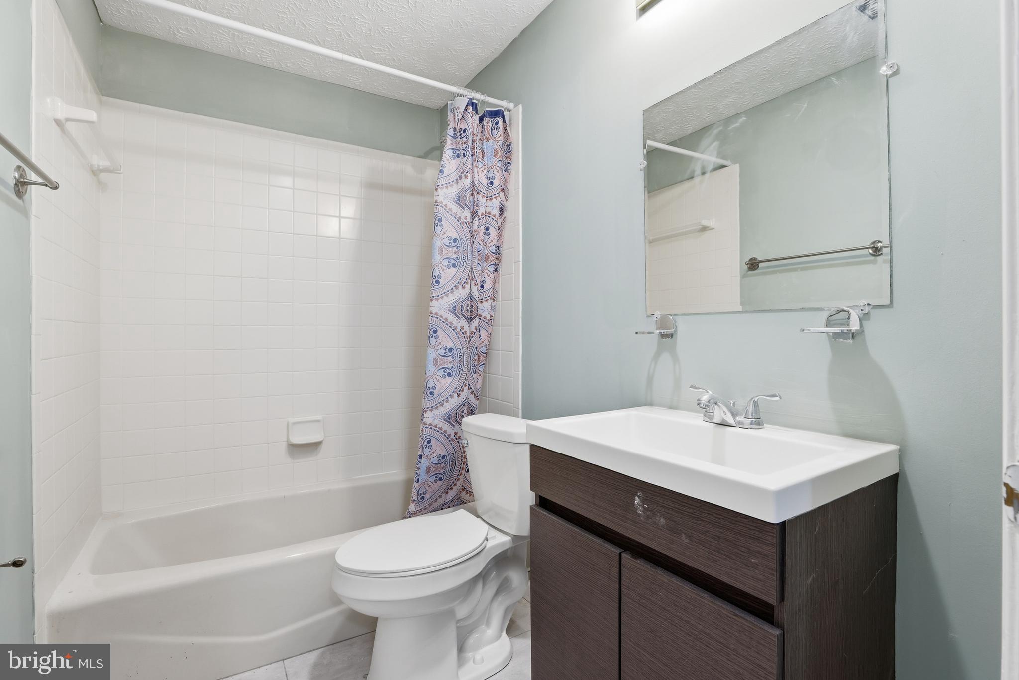 SOMERSET - Residential