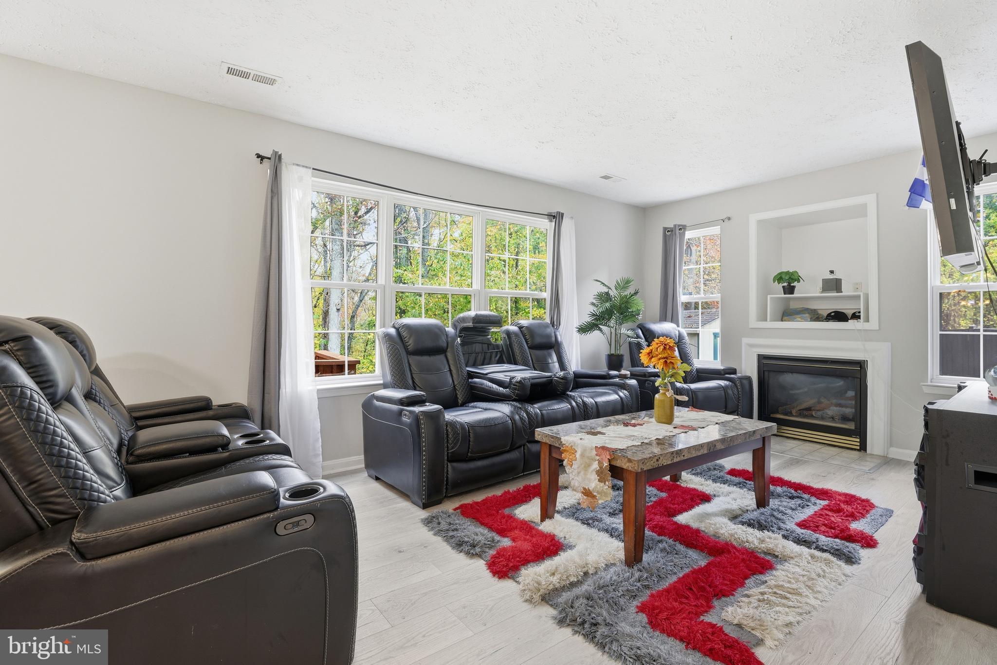 SOMERSET - Residential