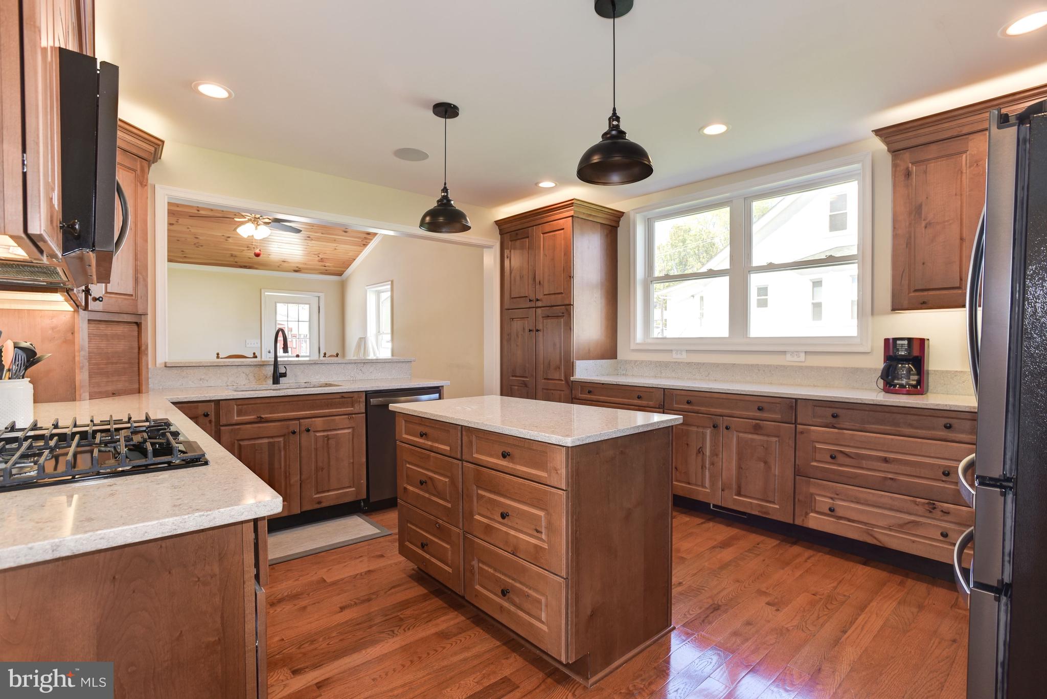 LINDEN HEIGHTS - Residential