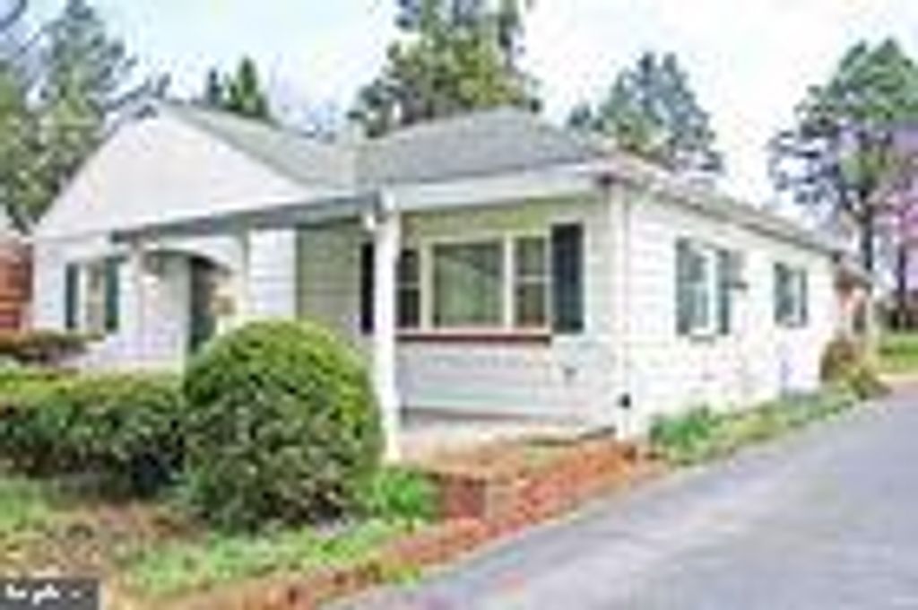 Photo of 212 Park Avenue, MOUNT JOY, PA 17552 (MLS # PALA2068492)