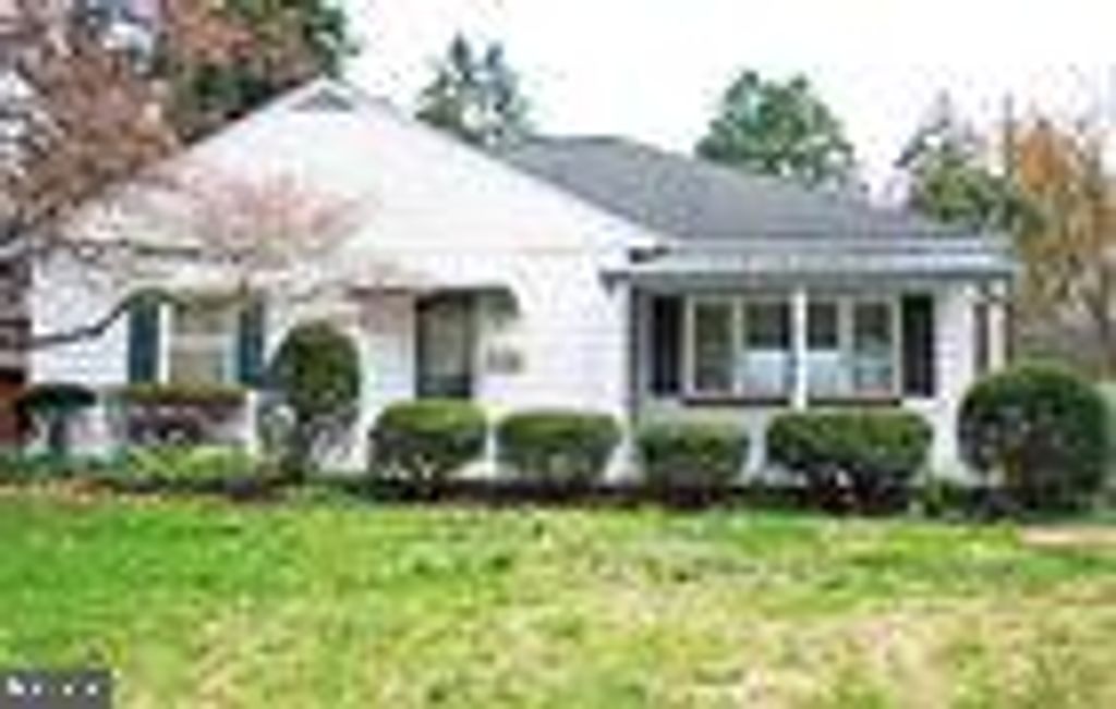 Photo of 212 Park Avenue, MOUNT JOY, PA 17552 (MLS # PALA2068492)