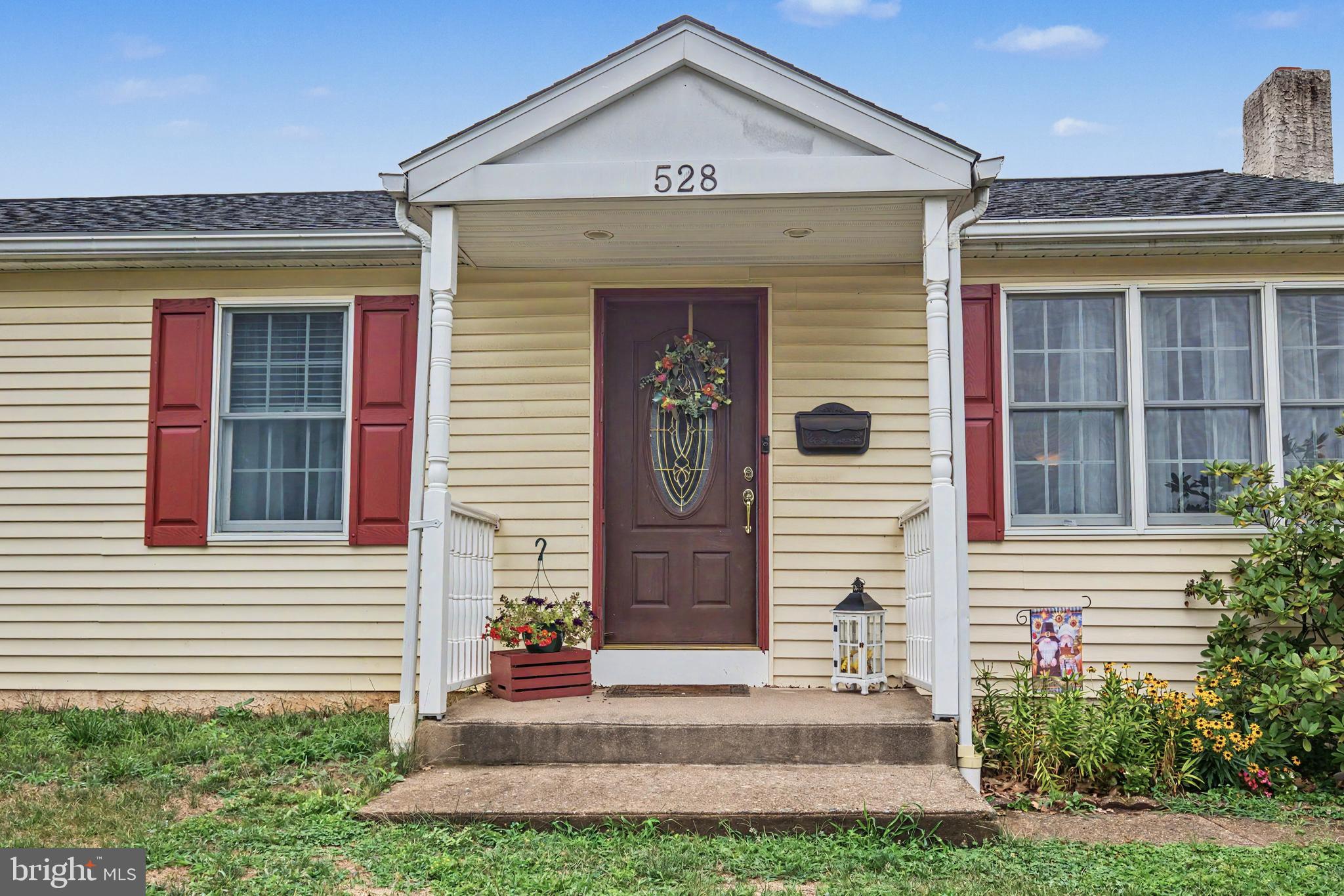 528 CHESTER AVENUE