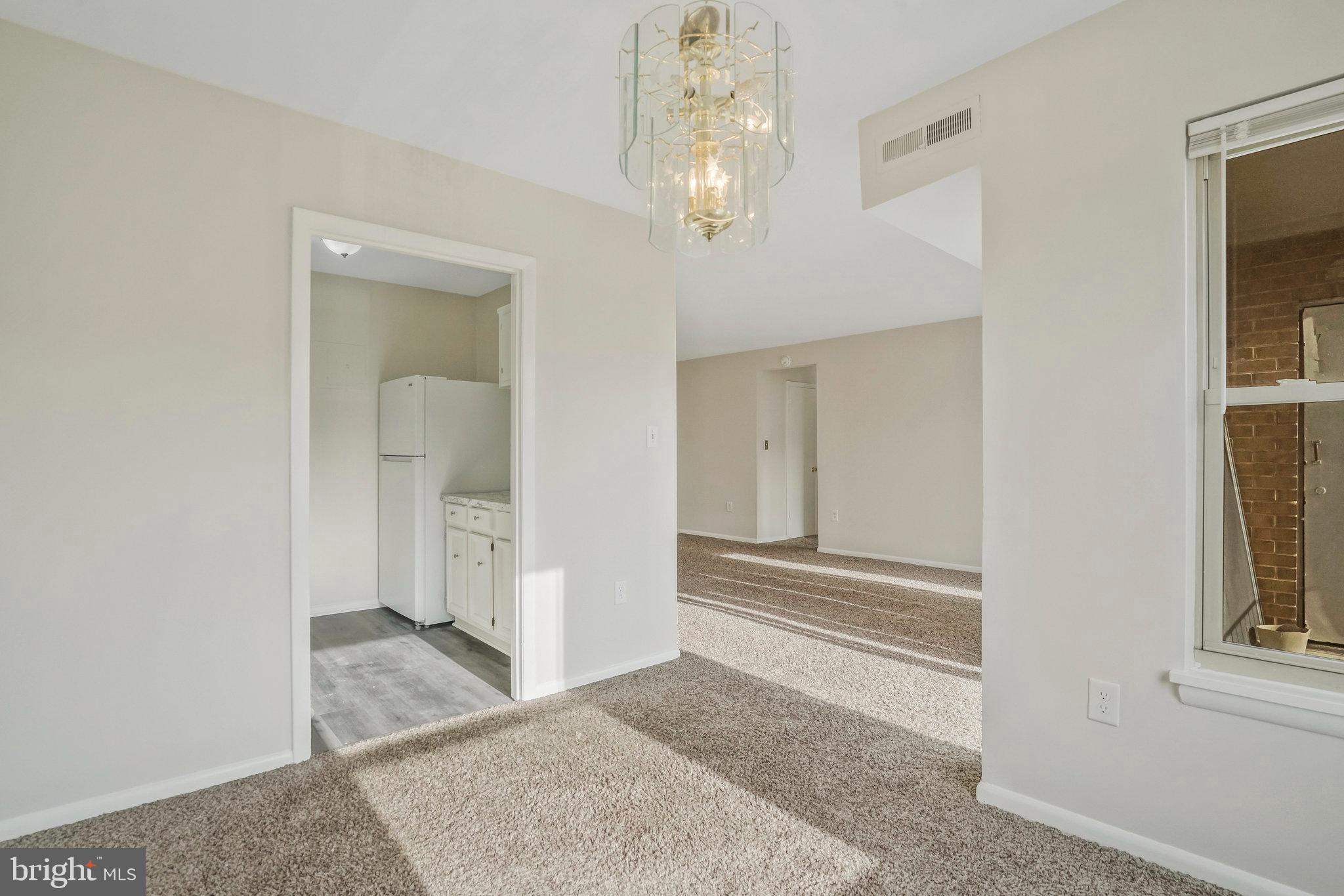 MARLOW TOWERS CONDOMINIUMS - Residential