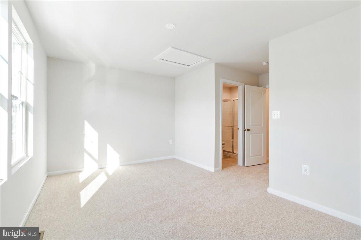 PRESIDENTS POINTE - Residential Lease