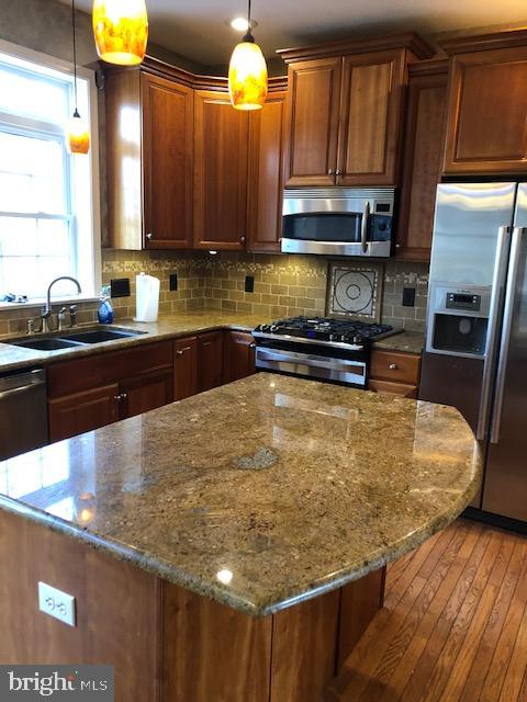 GREEN ACRES - Residential