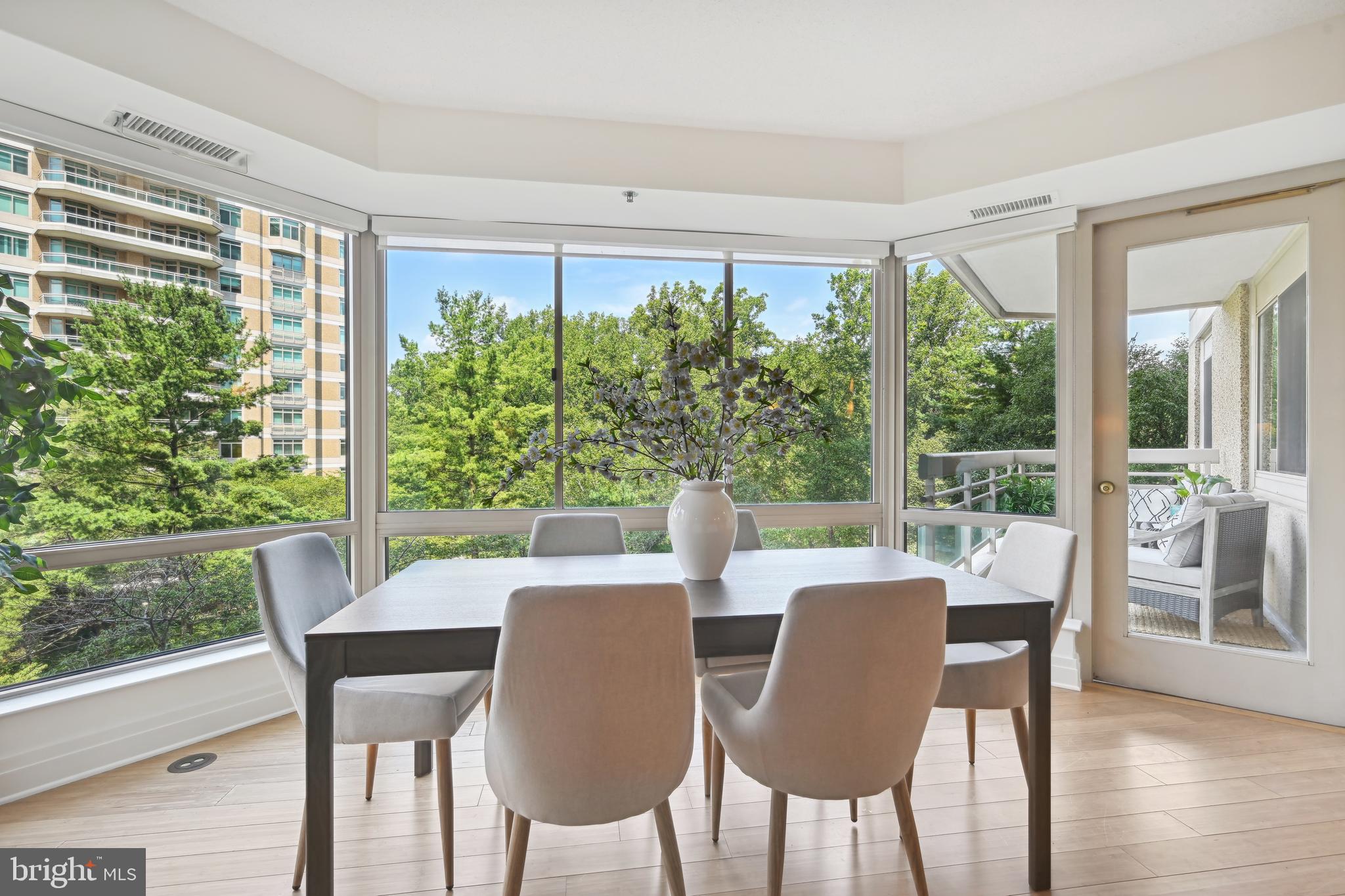 SOMERSET - Residential