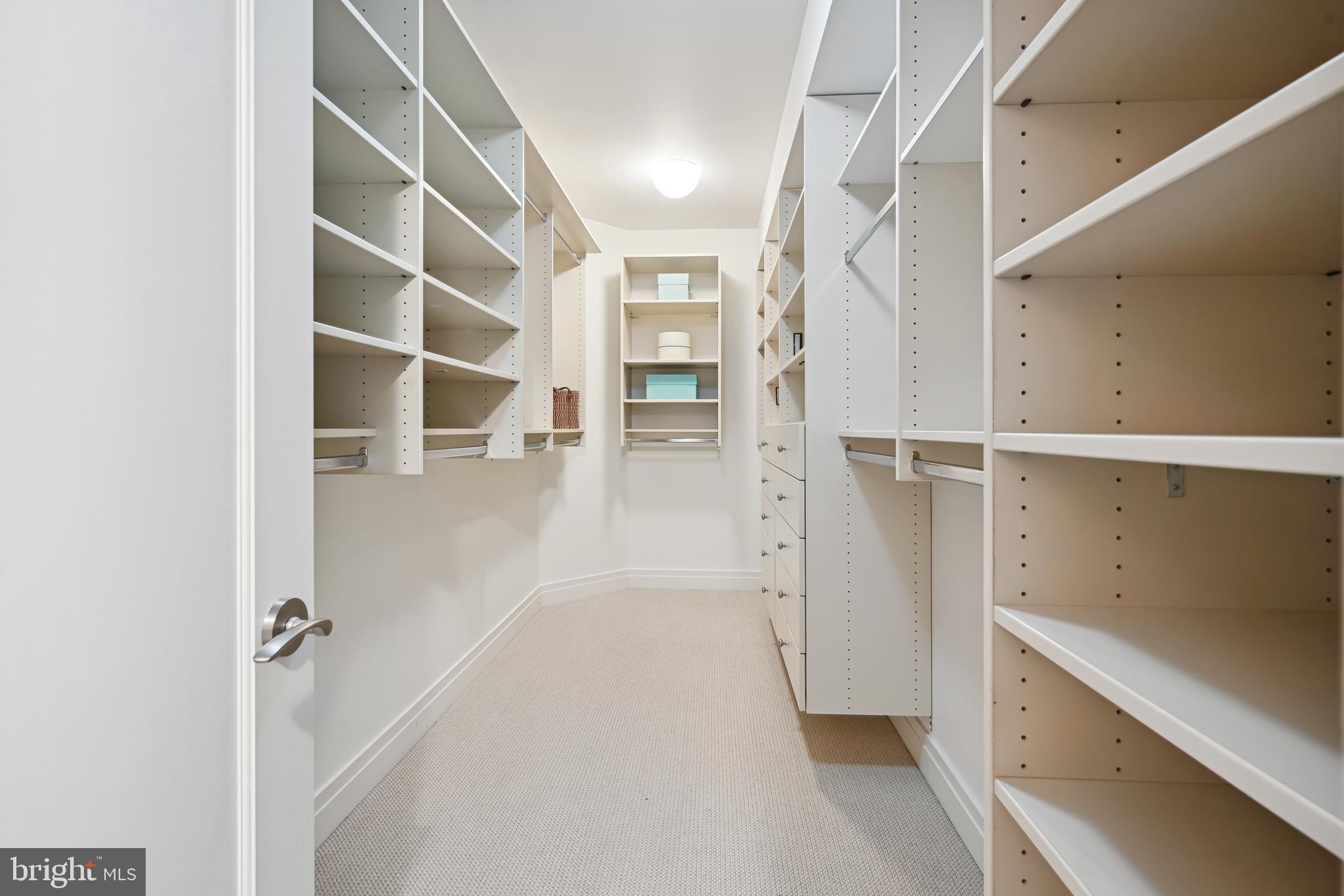 SOMERSET - Residential