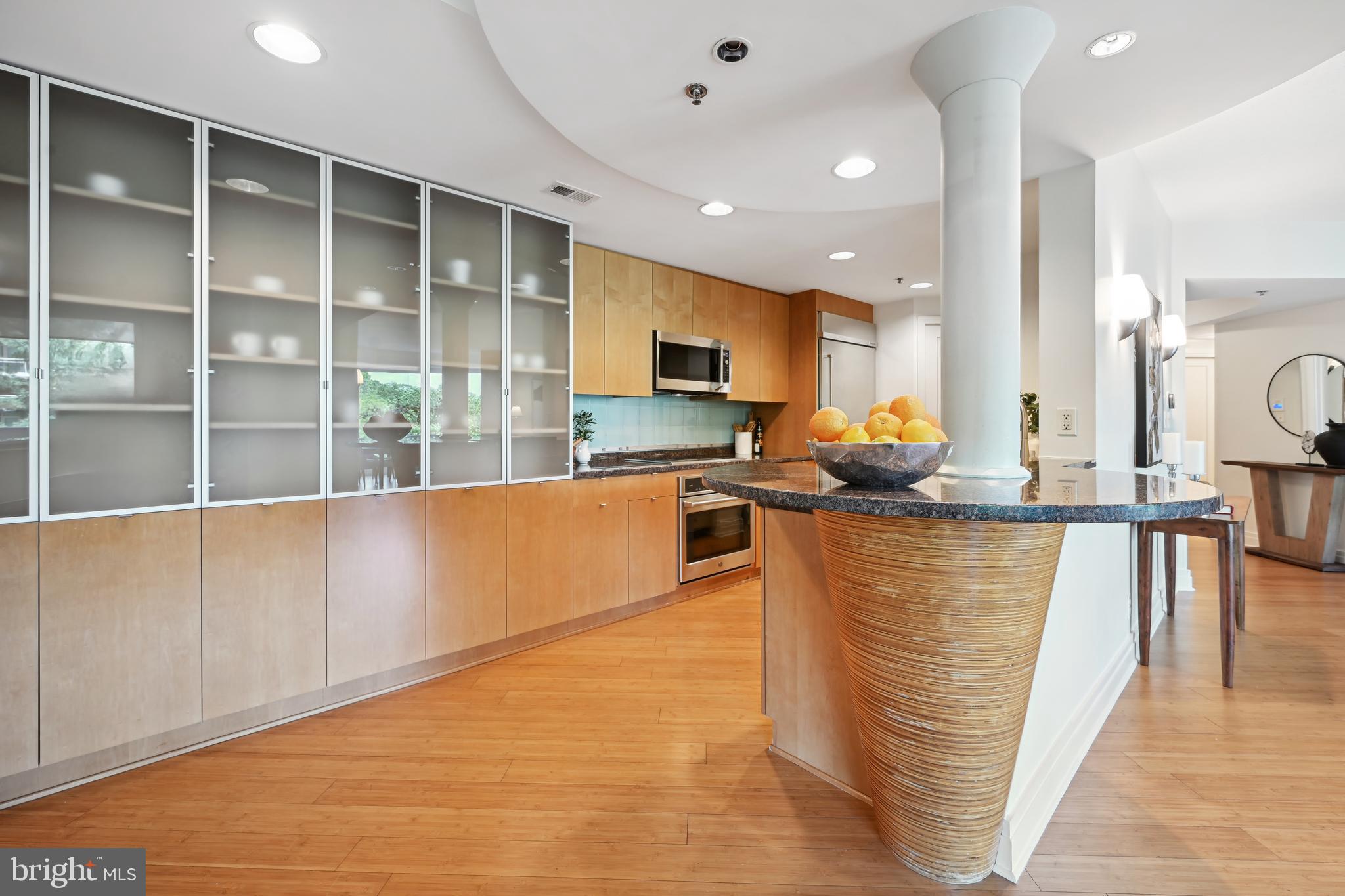 SOMERSET - Residential