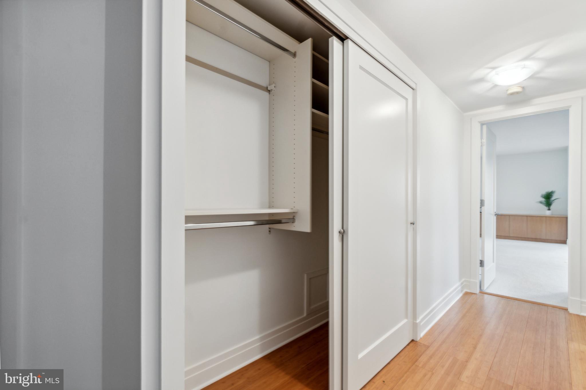 SOMERSET - Residential