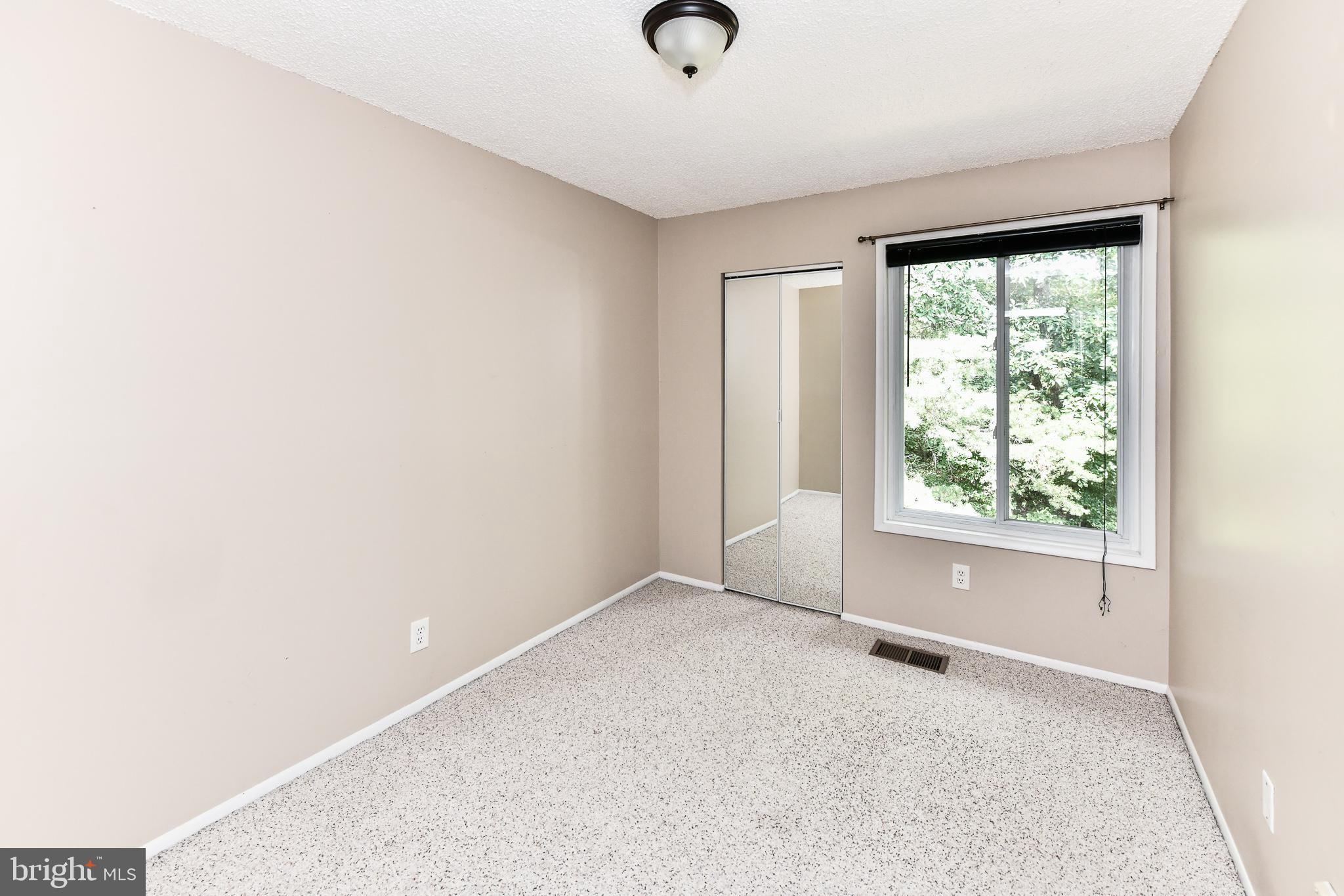 SAWYERS CLUSTER - Residential Lease