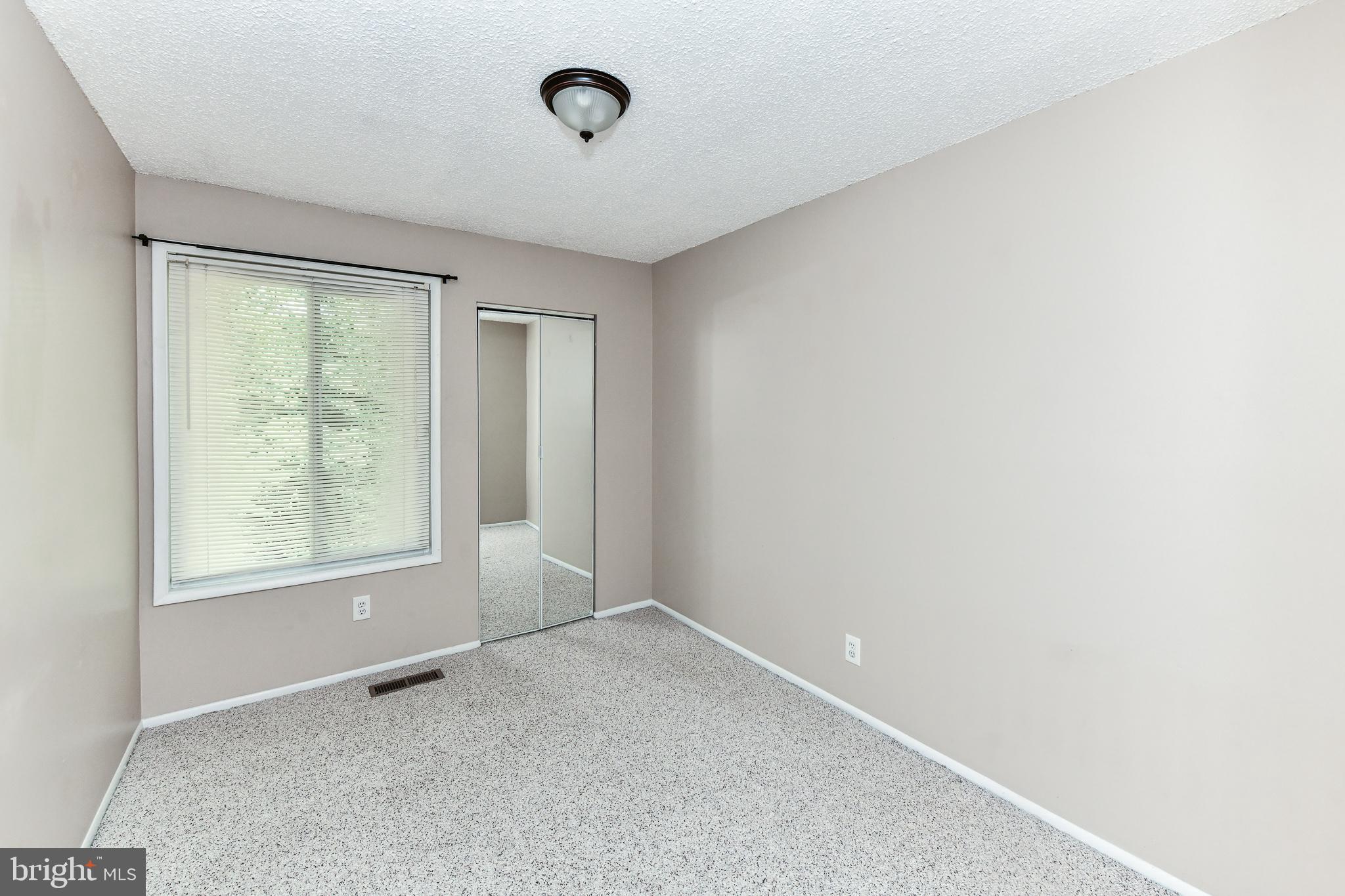 SAWYERS CLUSTER - Residential Lease