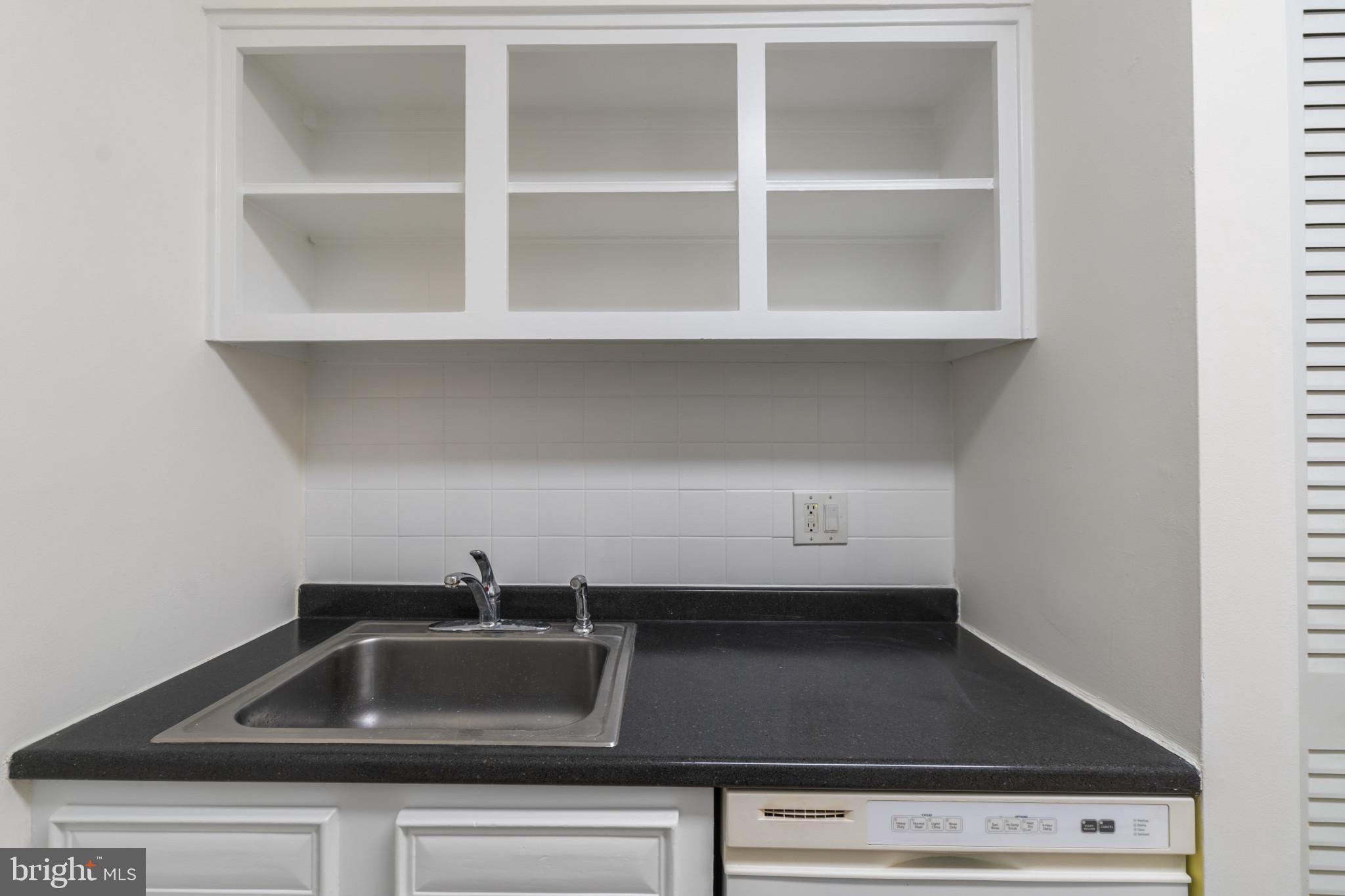 FAIRWINDS OF ANNAPOLIS - Residential Lease