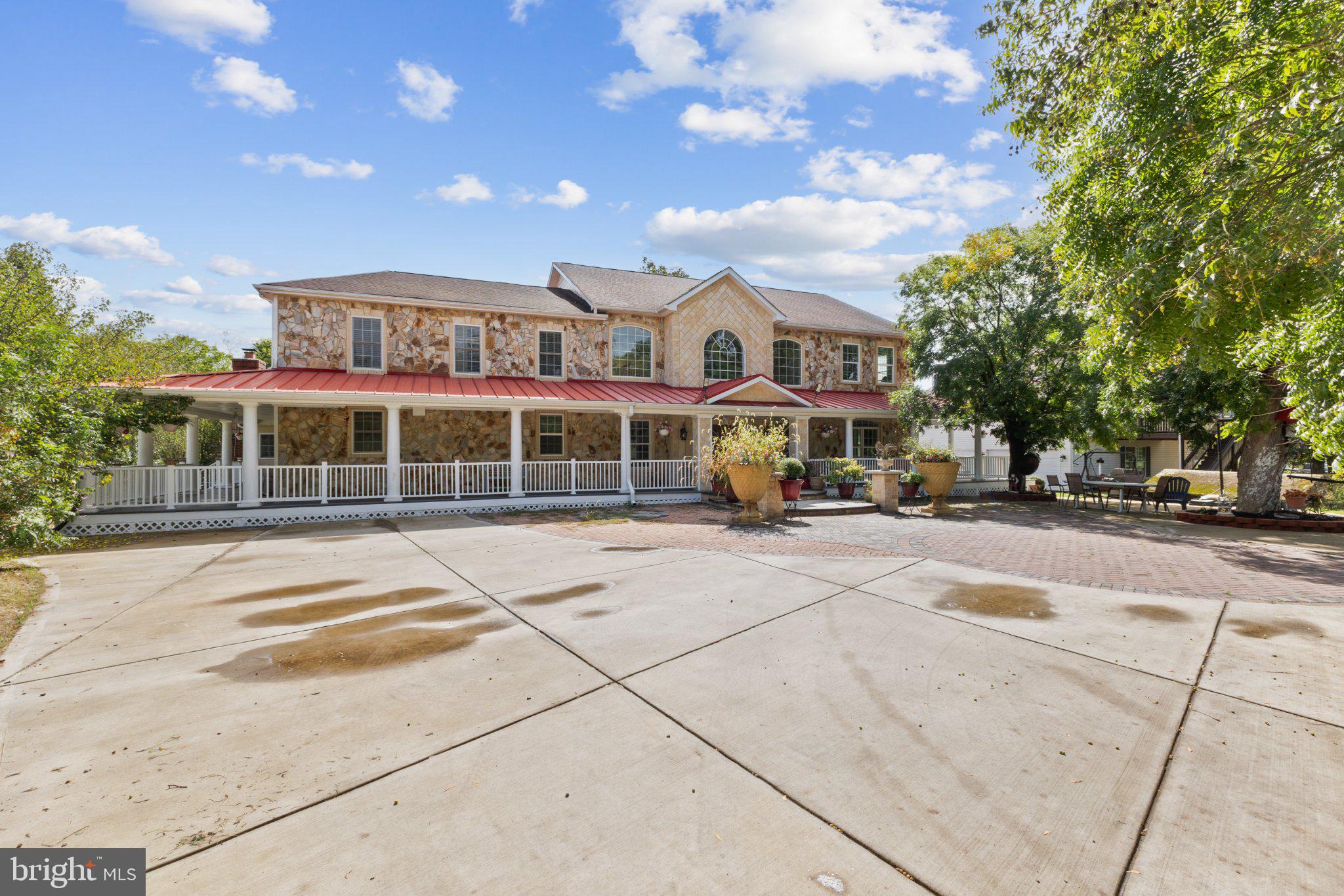 10303 FAYETTESVILLE ROAD