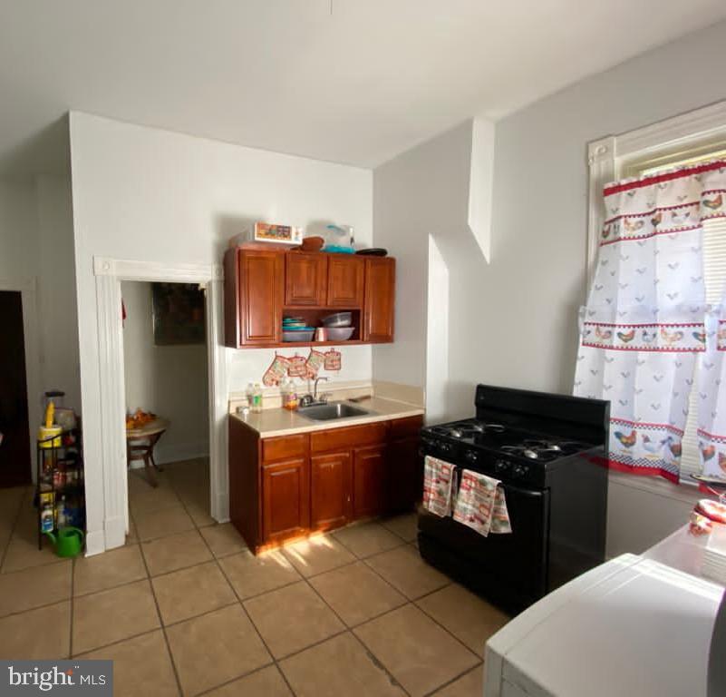 FAIRMOUNT PARK - Residential