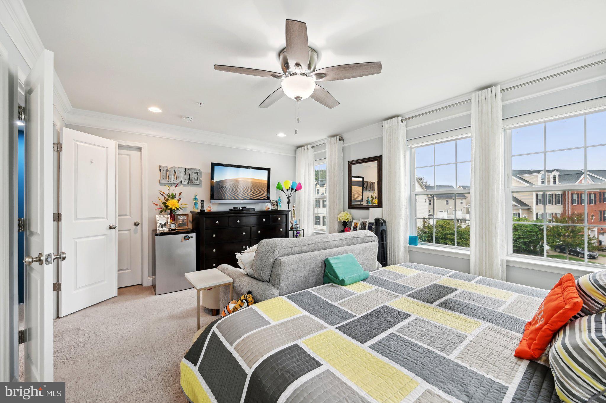 CREEKSTONE VILLAGE - Residential