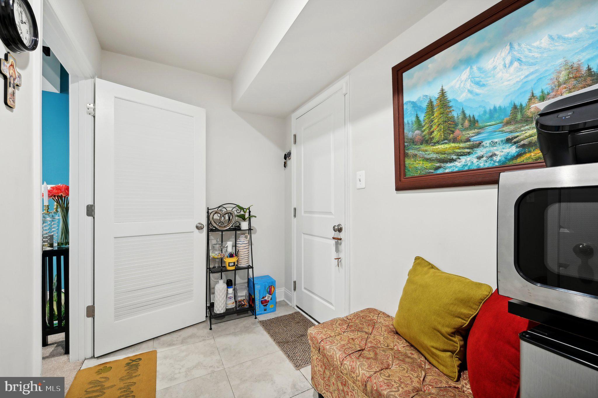 CREEKSTONE VILLAGE - Residential