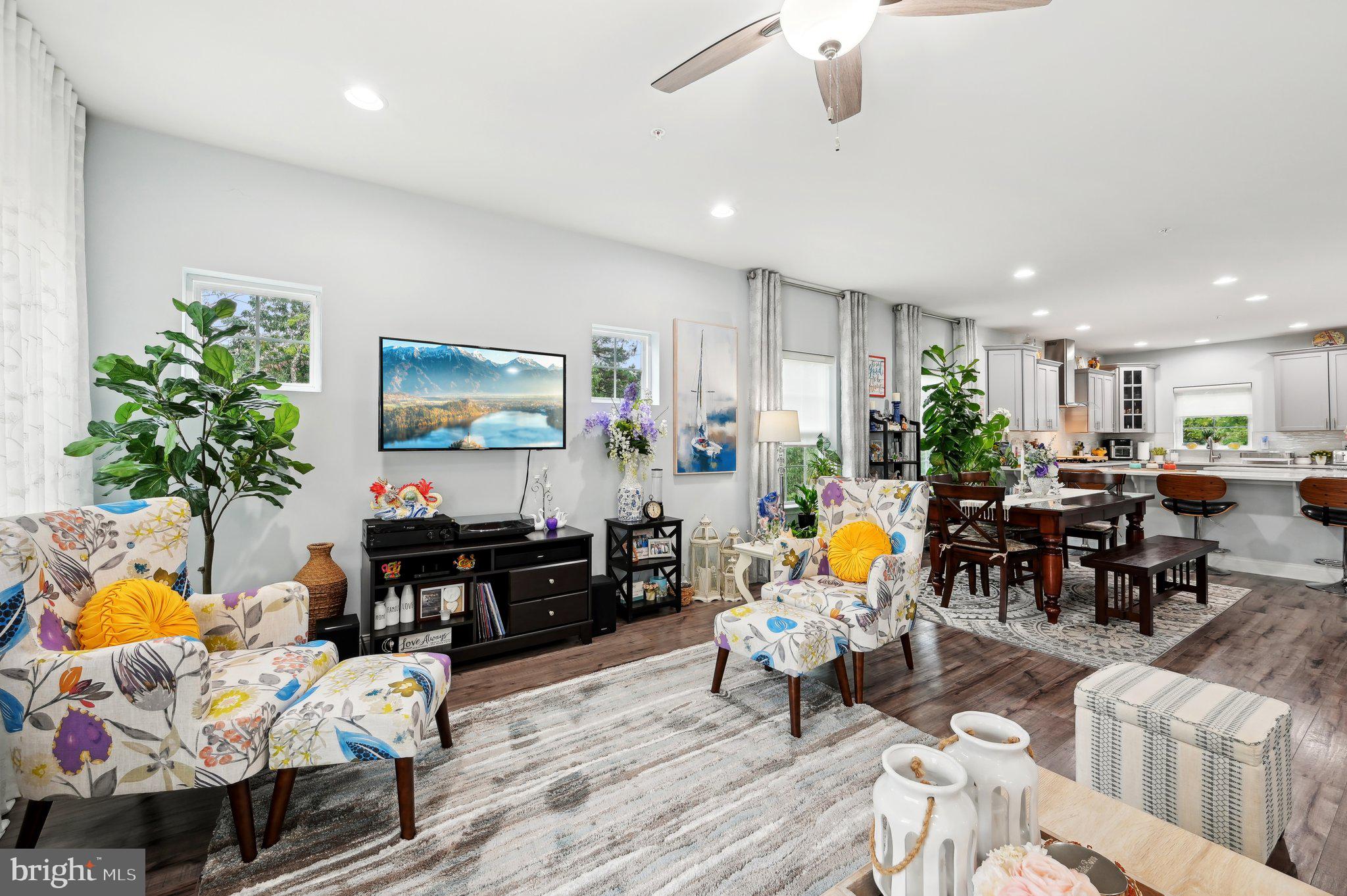 CREEKSTONE VILLAGE - Residential