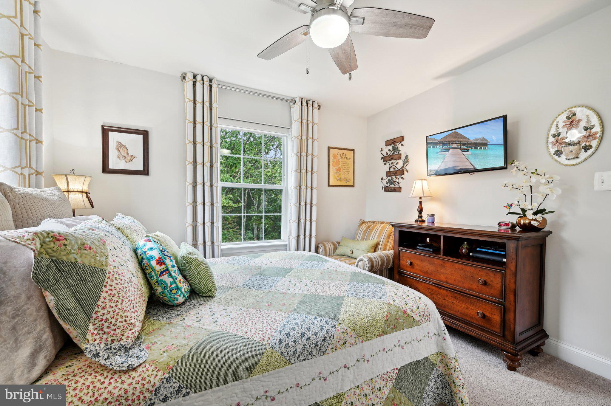 CREEKSTONE VILLAGE - Residential