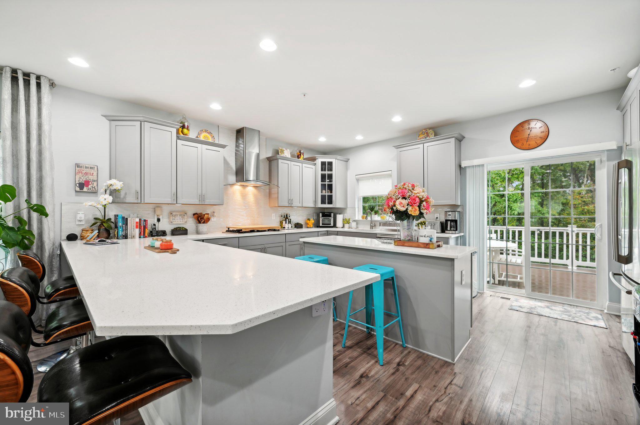 CREEKSTONE VILLAGE - Residential