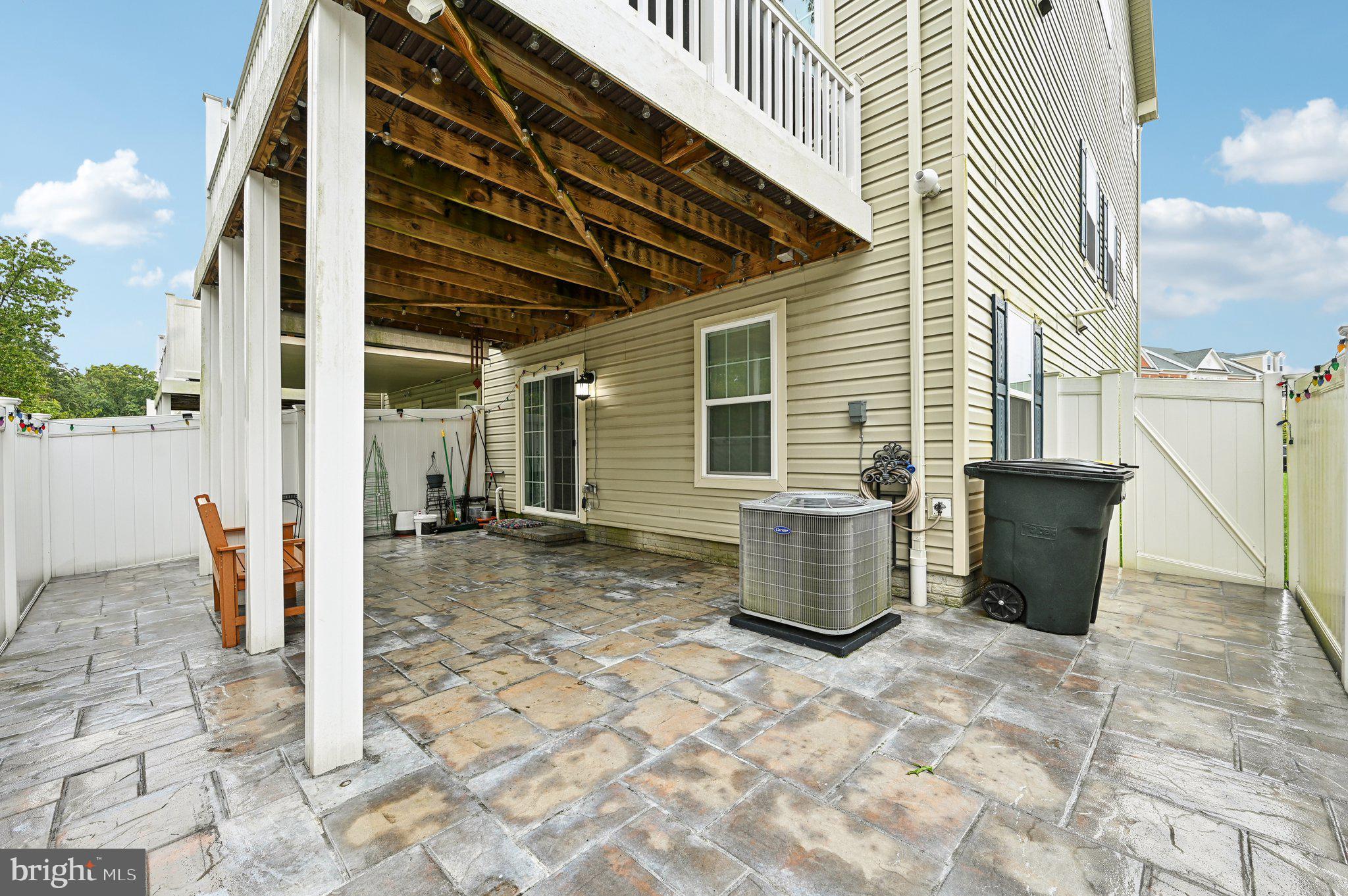 CREEKSTONE VILLAGE - Residential