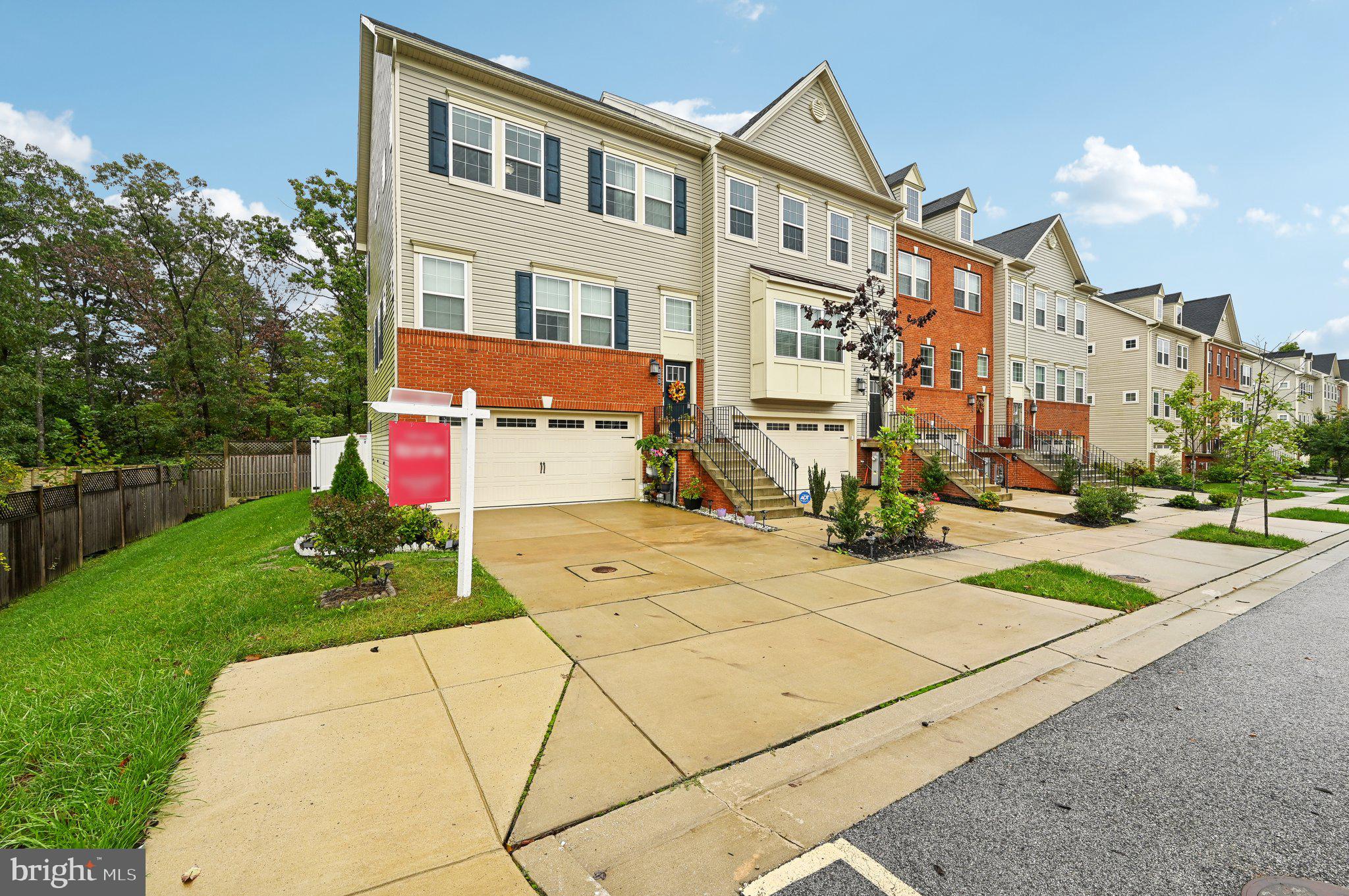 CREEKSTONE VILLAGE - Residential