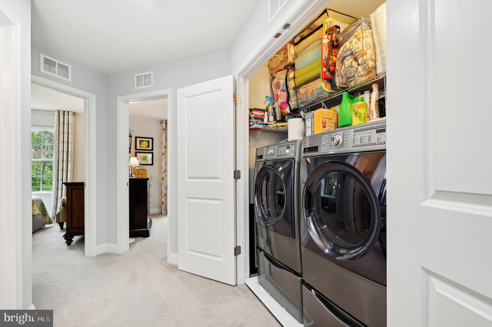 CREEKSTONE VILLAGE - Residential