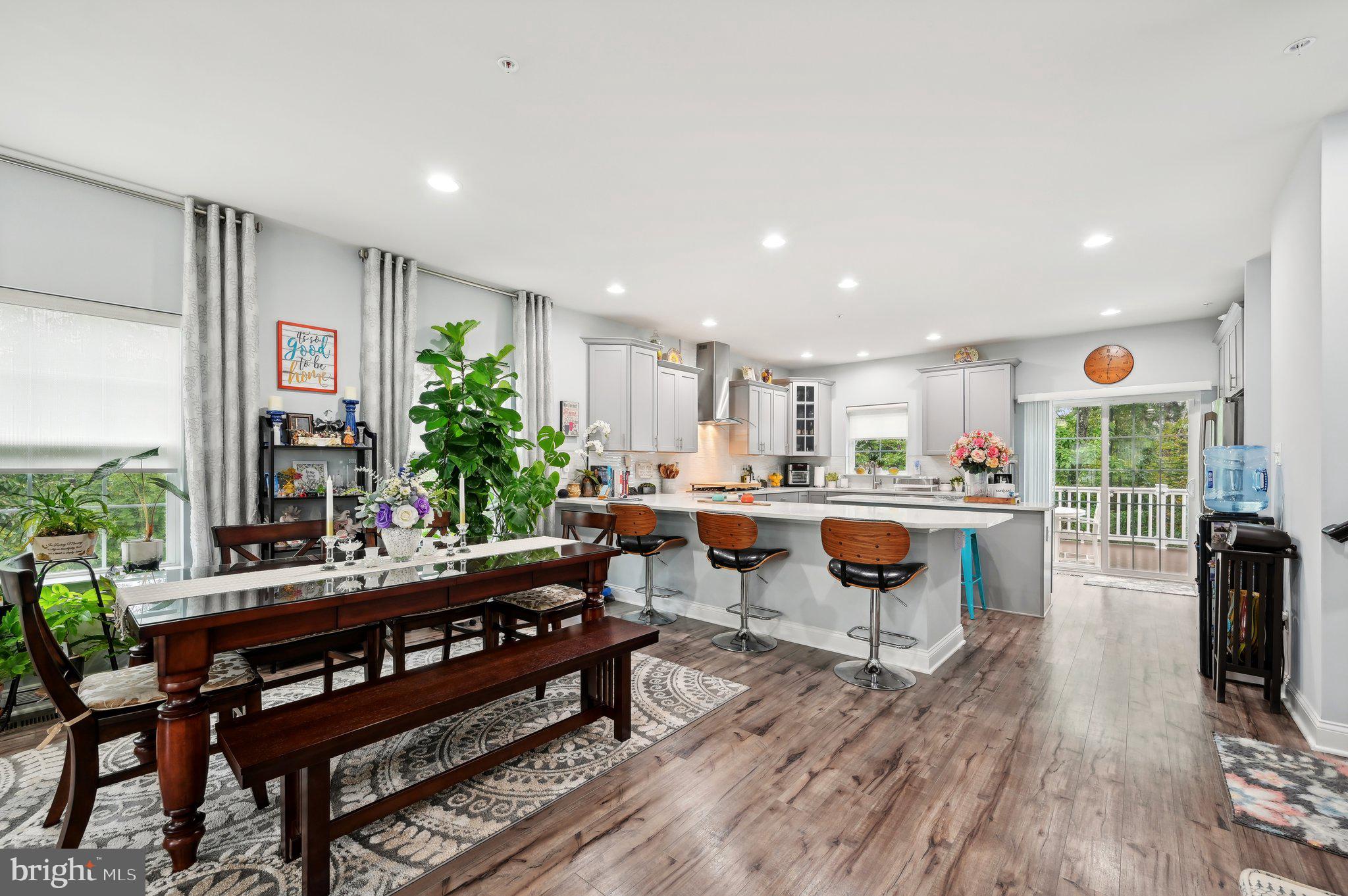 CREEKSTONE VILLAGE - Residential