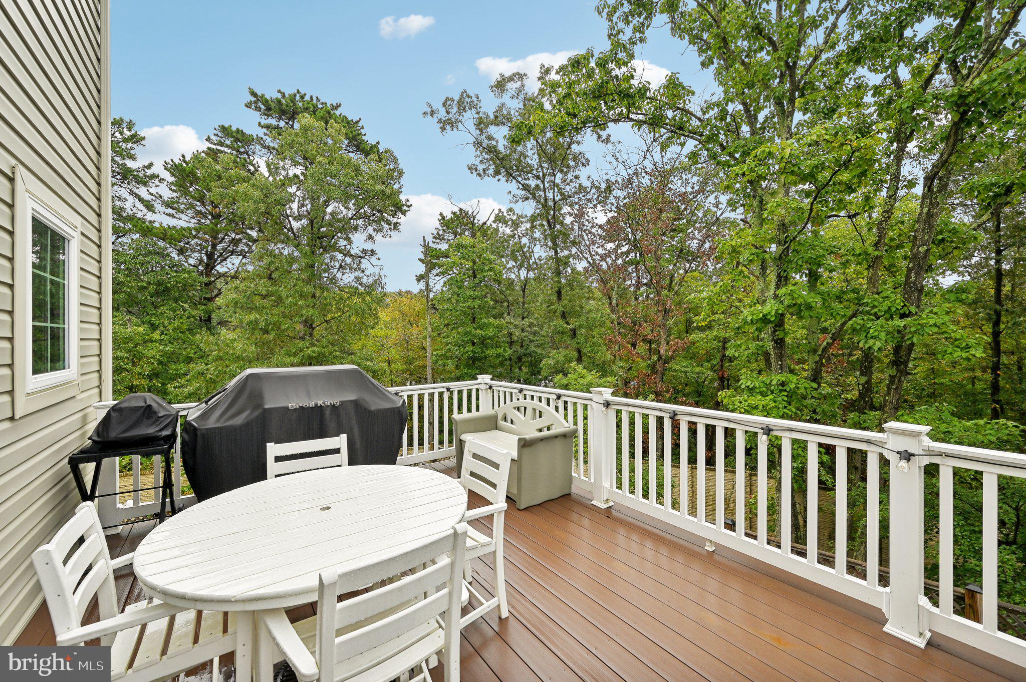 CREEKSTONE VILLAGE - Residential