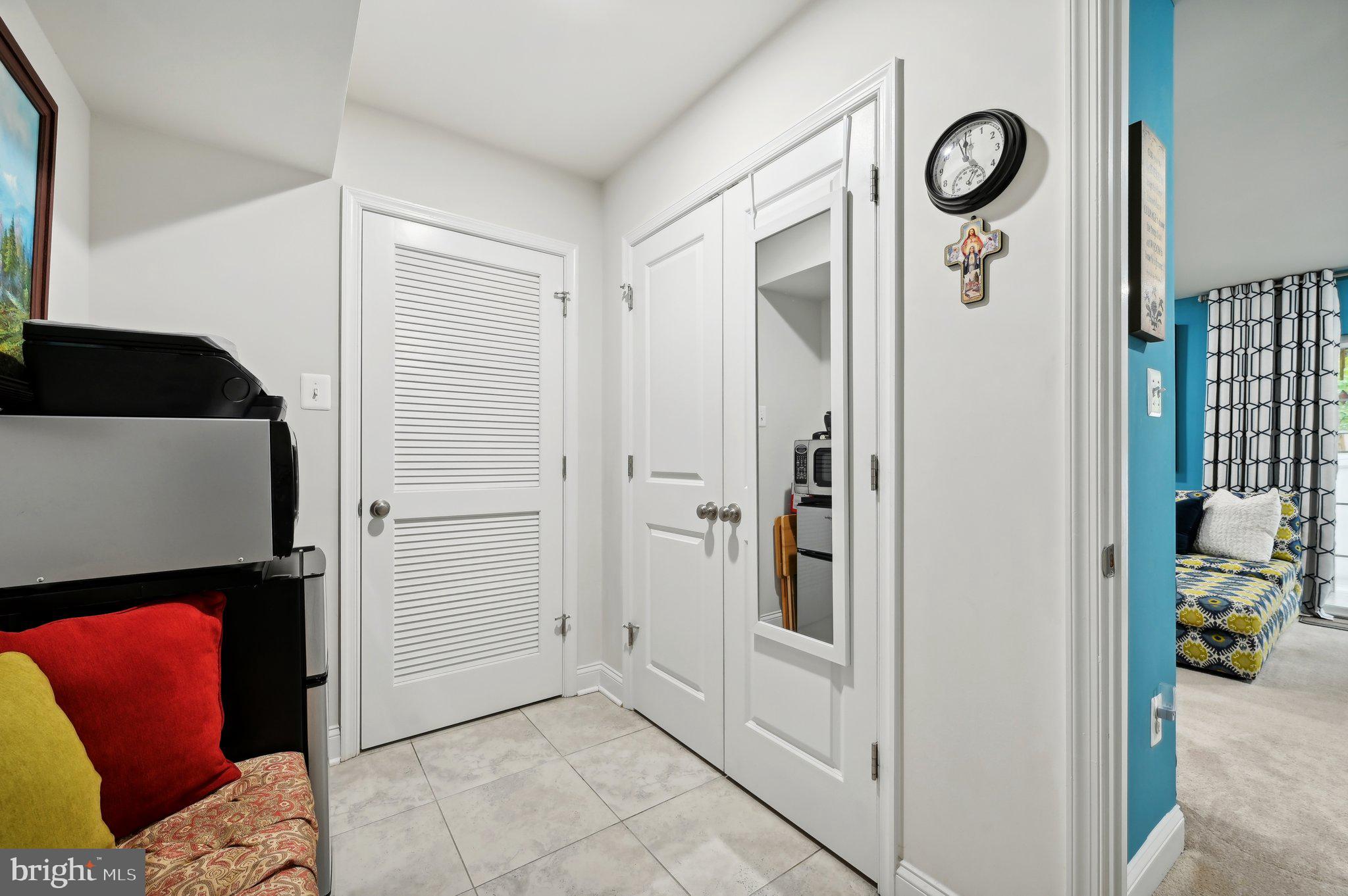 CREEKSTONE VILLAGE - Residential