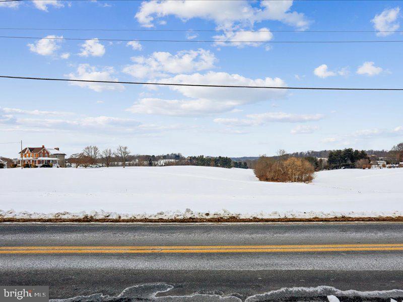 105 S HOUCKSVILLE ROAD