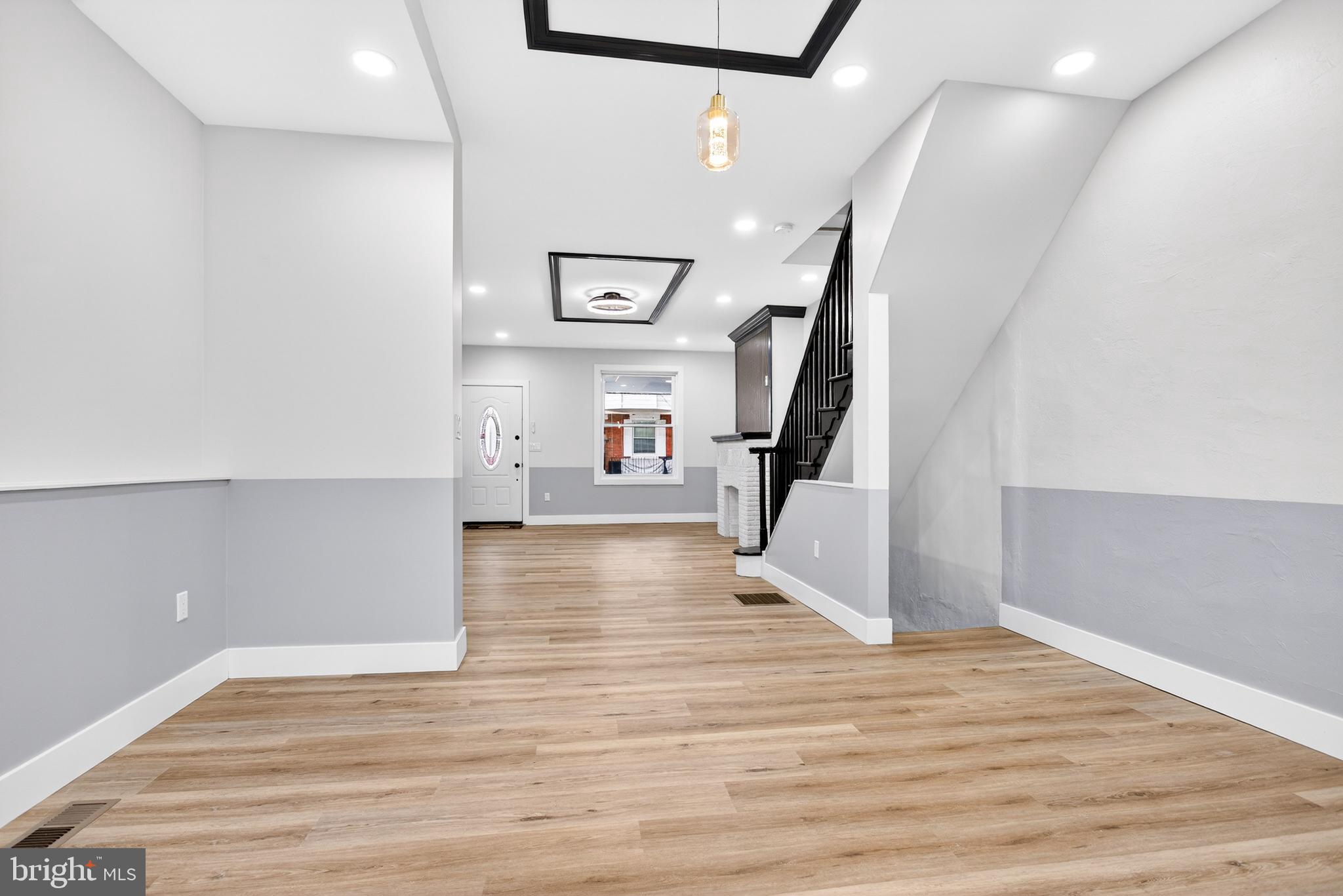 UNIVERSITY CITY - Residential