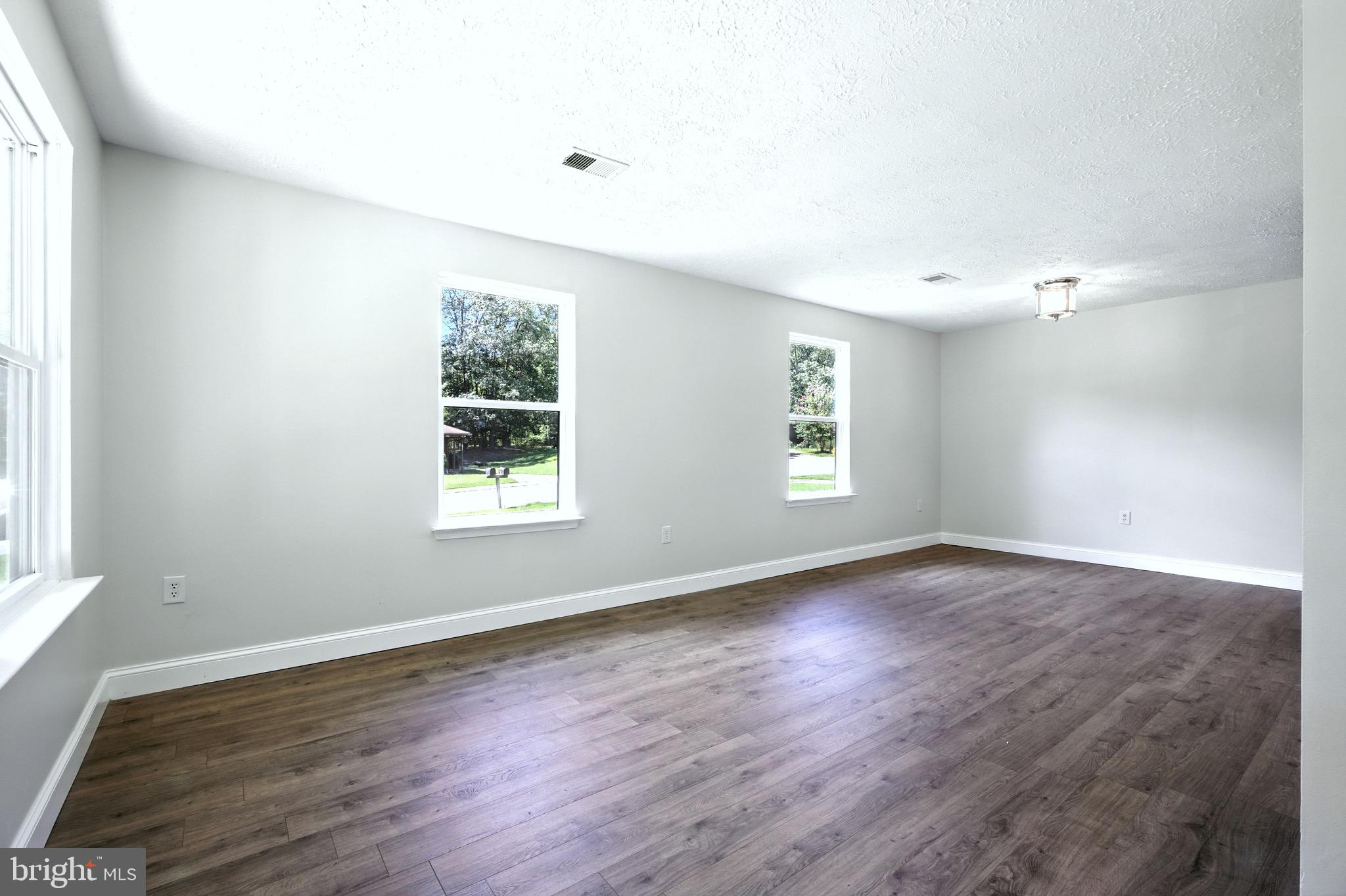 HUNTINGTON - Residential