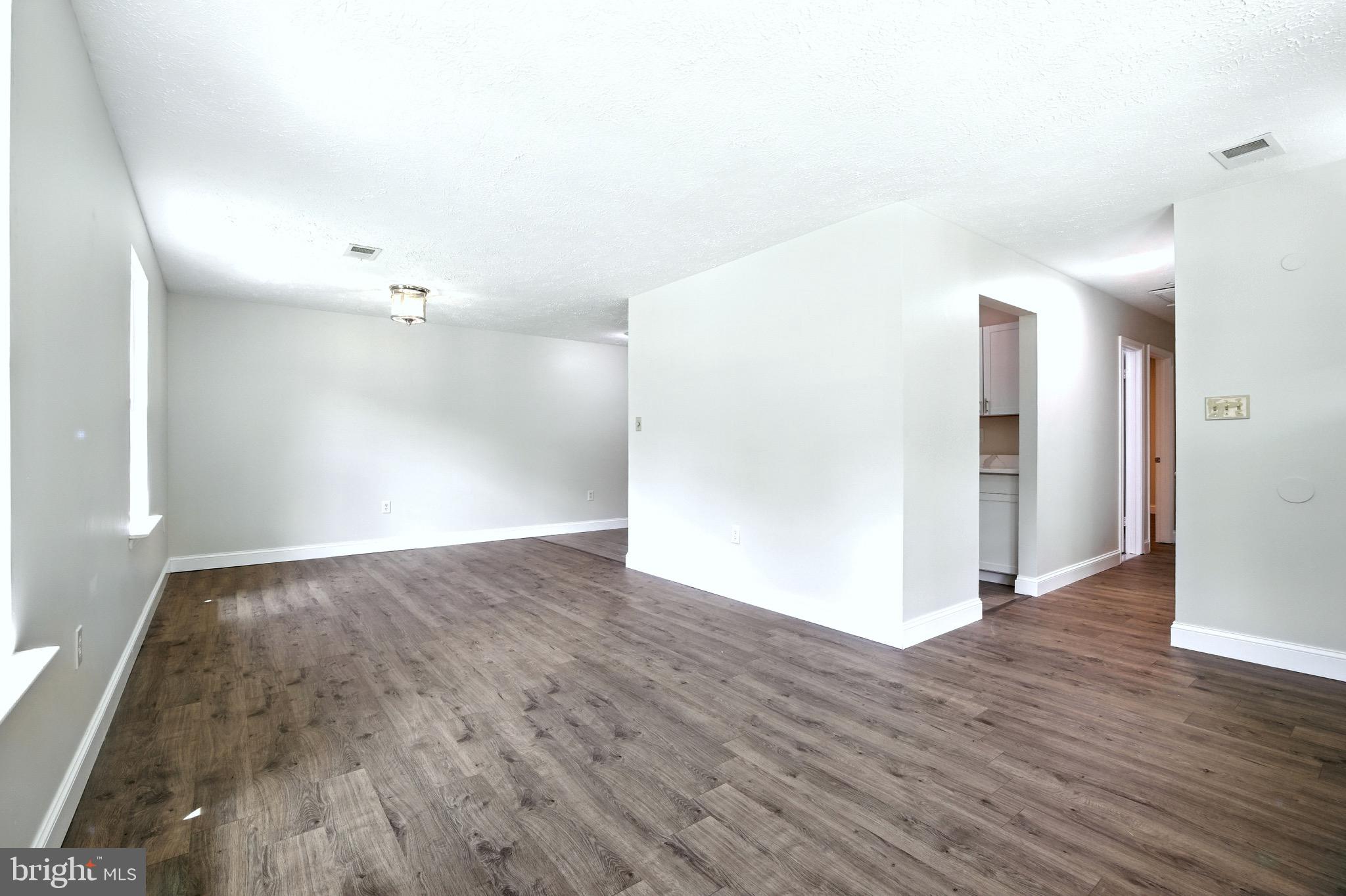 HUNTINGTON - Residential