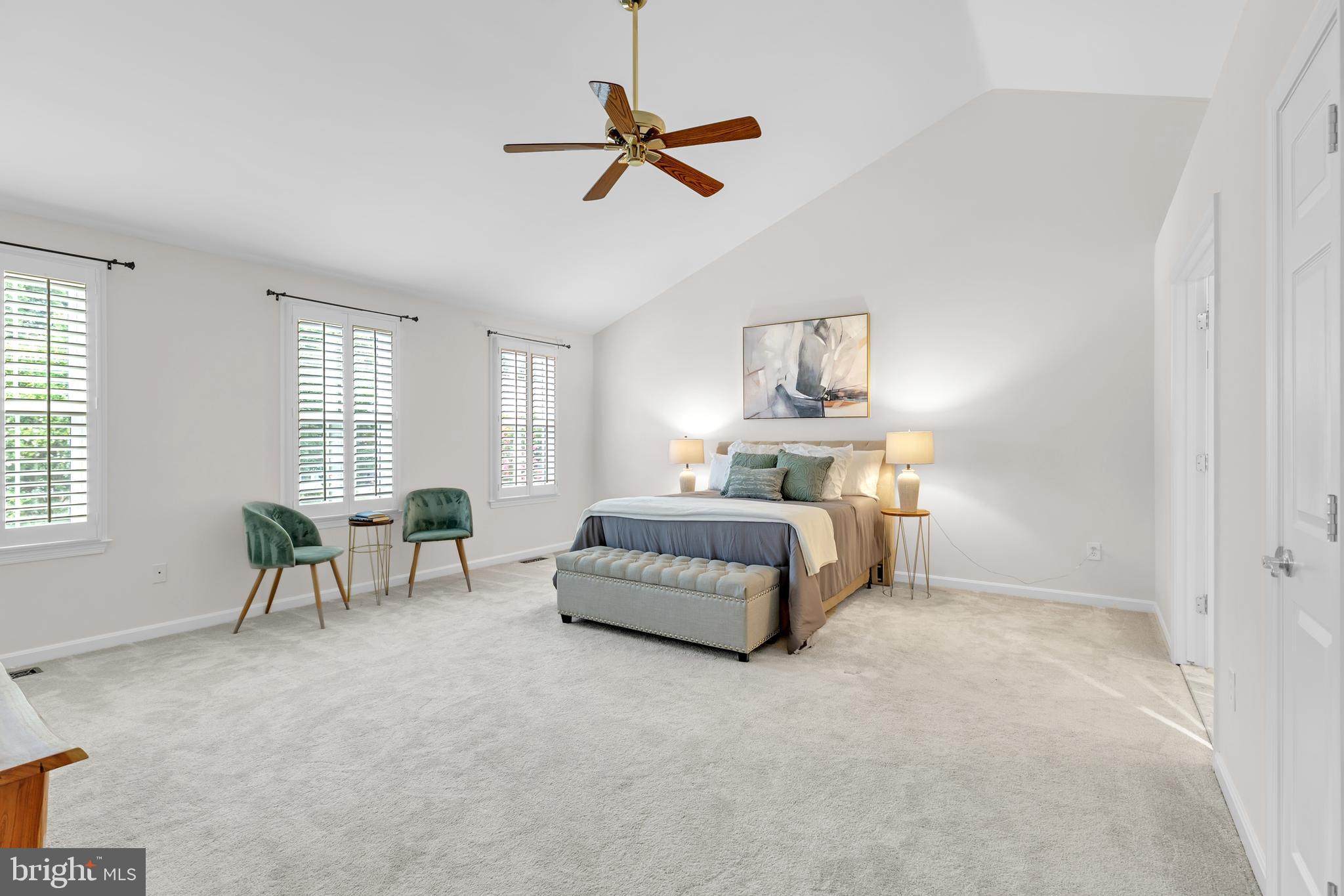 9112 SILVER POINTE WAY